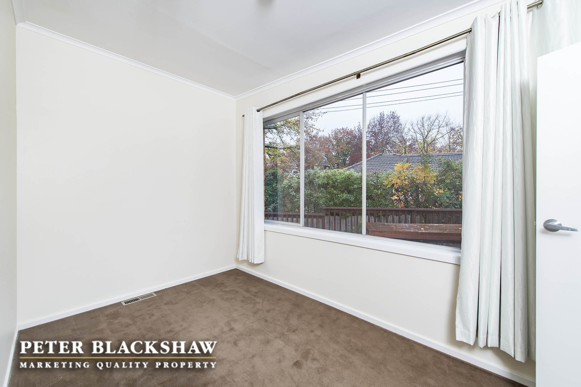 5 Bareena Street, NARRABUNDAH ACT 2604, Narrabundah - Thumbnail 8