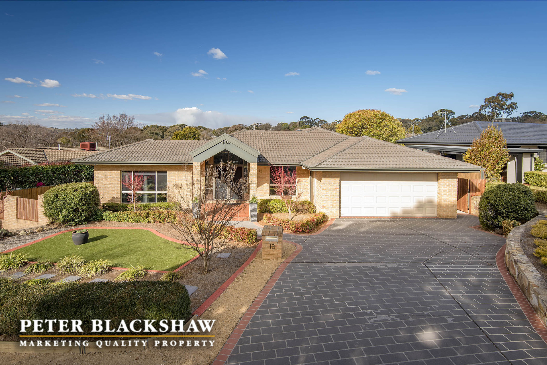 13 Wilsmore Crescent, CHIFLEY ACT 2606, Chifley - Thumbnail 2
