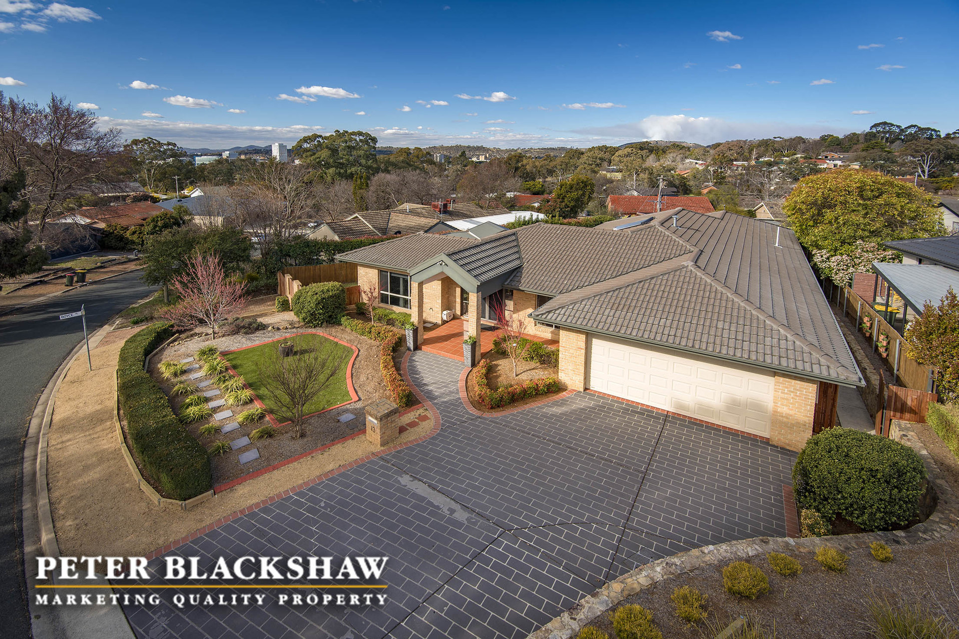 13 Wilsmore Crescent, CHIFLEY ACT 2606, Chifley - Thumbnail 3