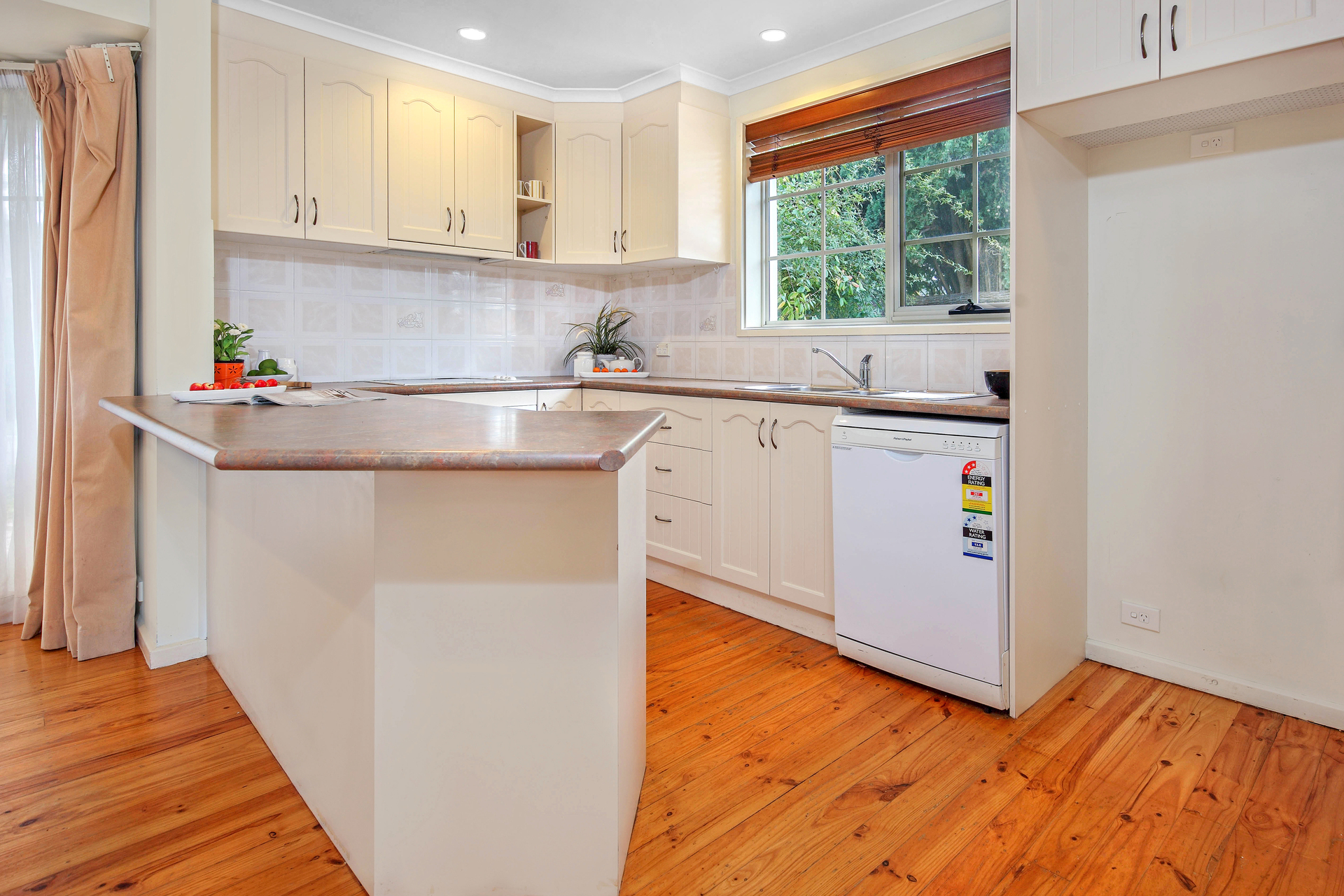 30 Macalister Crescent, CURTIN ACT 2605, Curtin - Thumbnail 6