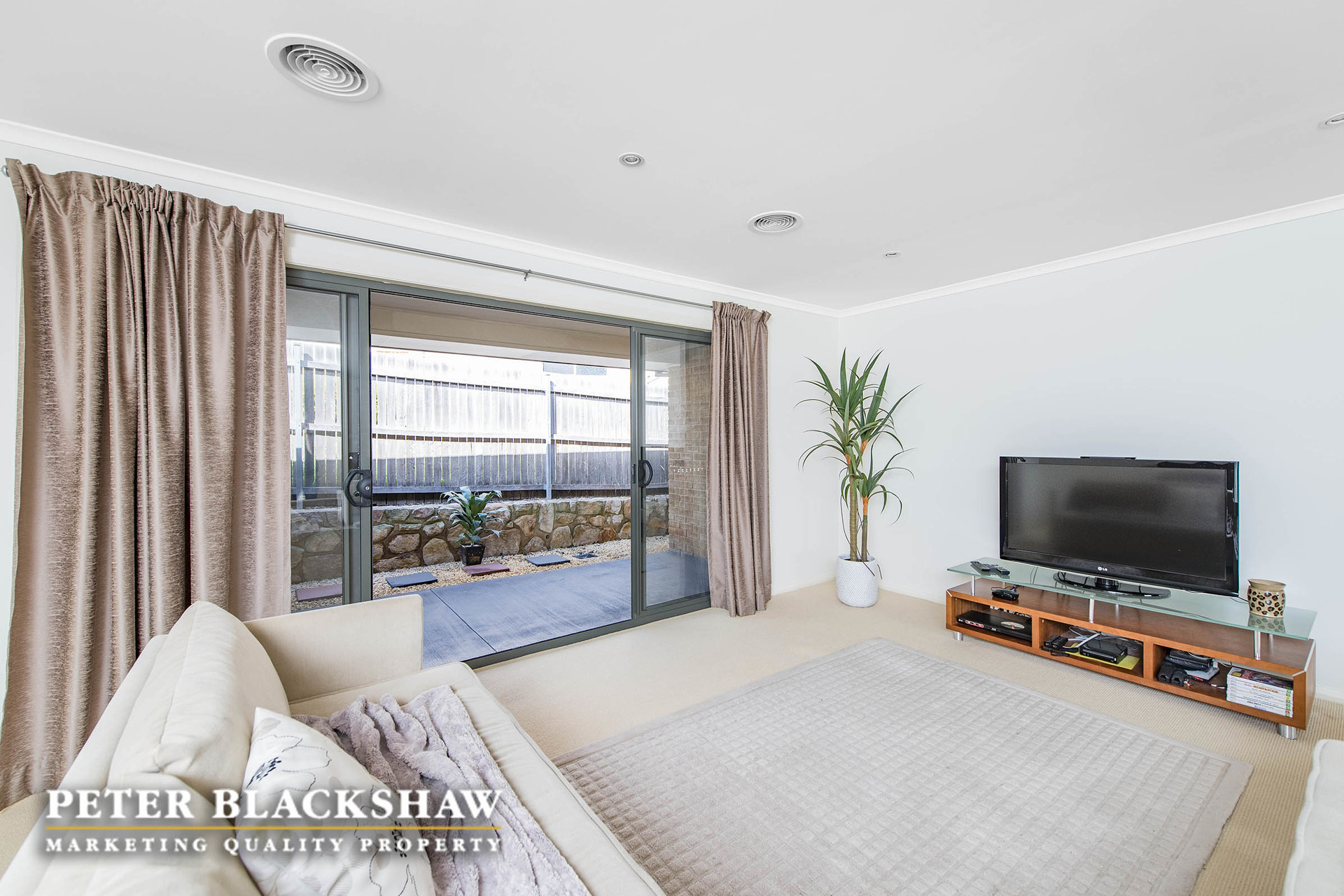 5 Wittunga Crescent, BANKS ACT 2906, Banks - Thumbnail 7