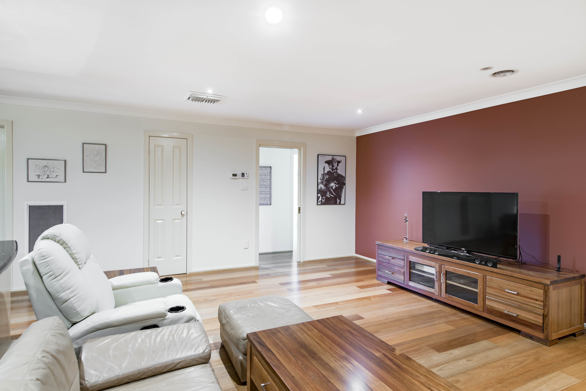 96 Walker Crescent, NARRABUNDAH ACT 2604, Narrabundah - Thumbnail 6