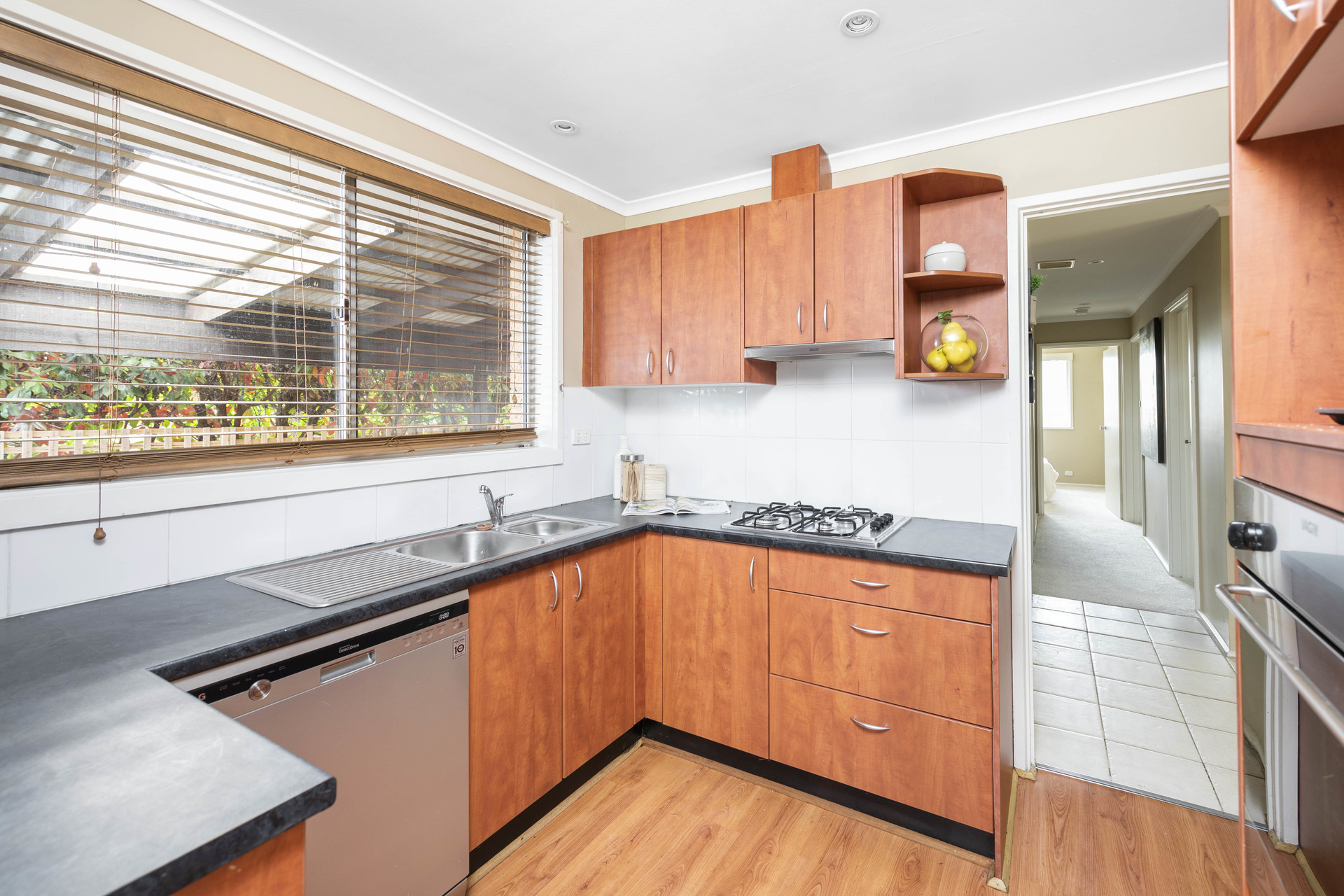11 Tebbutt Place, CHARNWOOD ACT 2615, Charnwood - Thumbnail 6