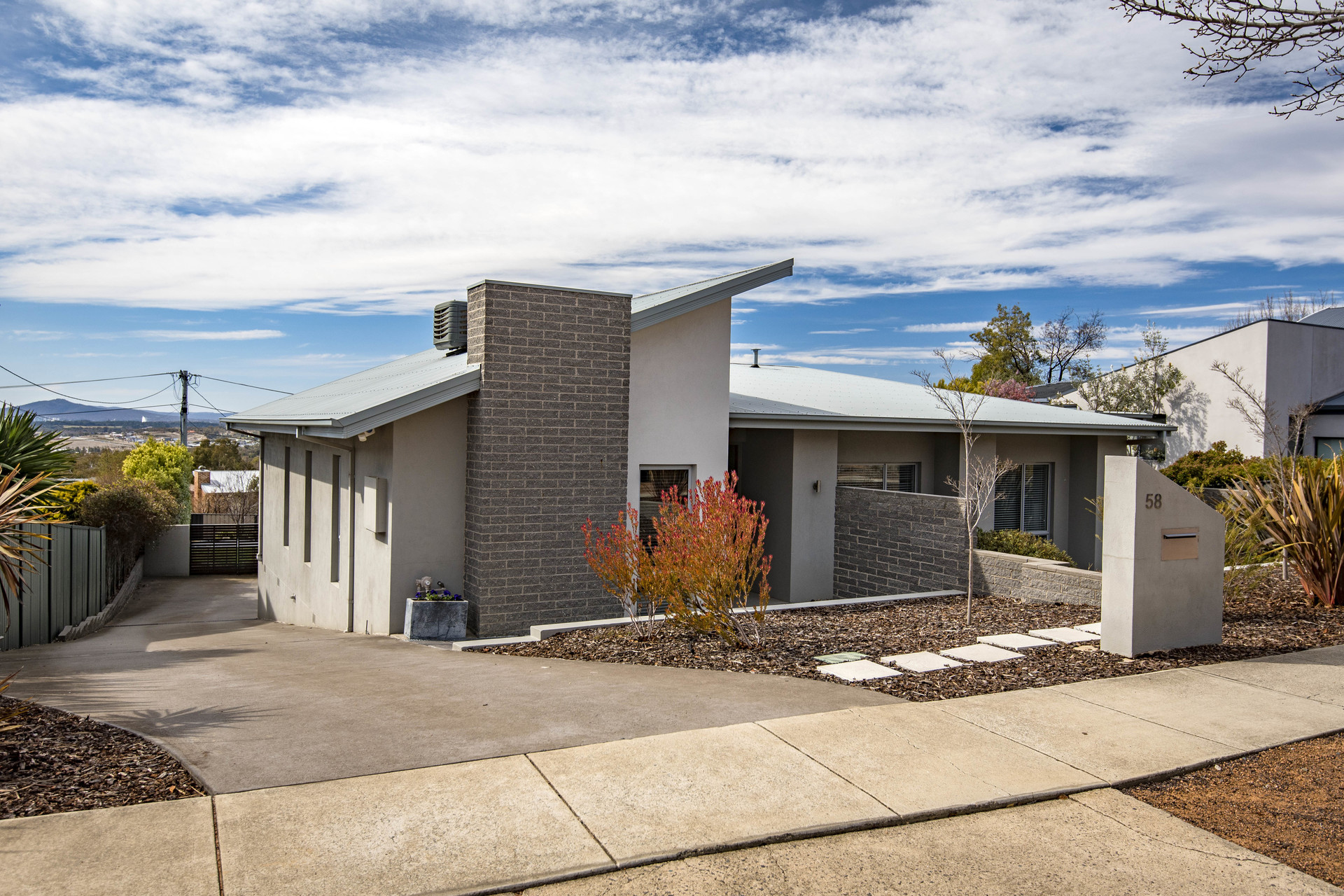 58 Eucumbene Drive, DUFFY ACT 2611, Duffy - Thumbnail 2