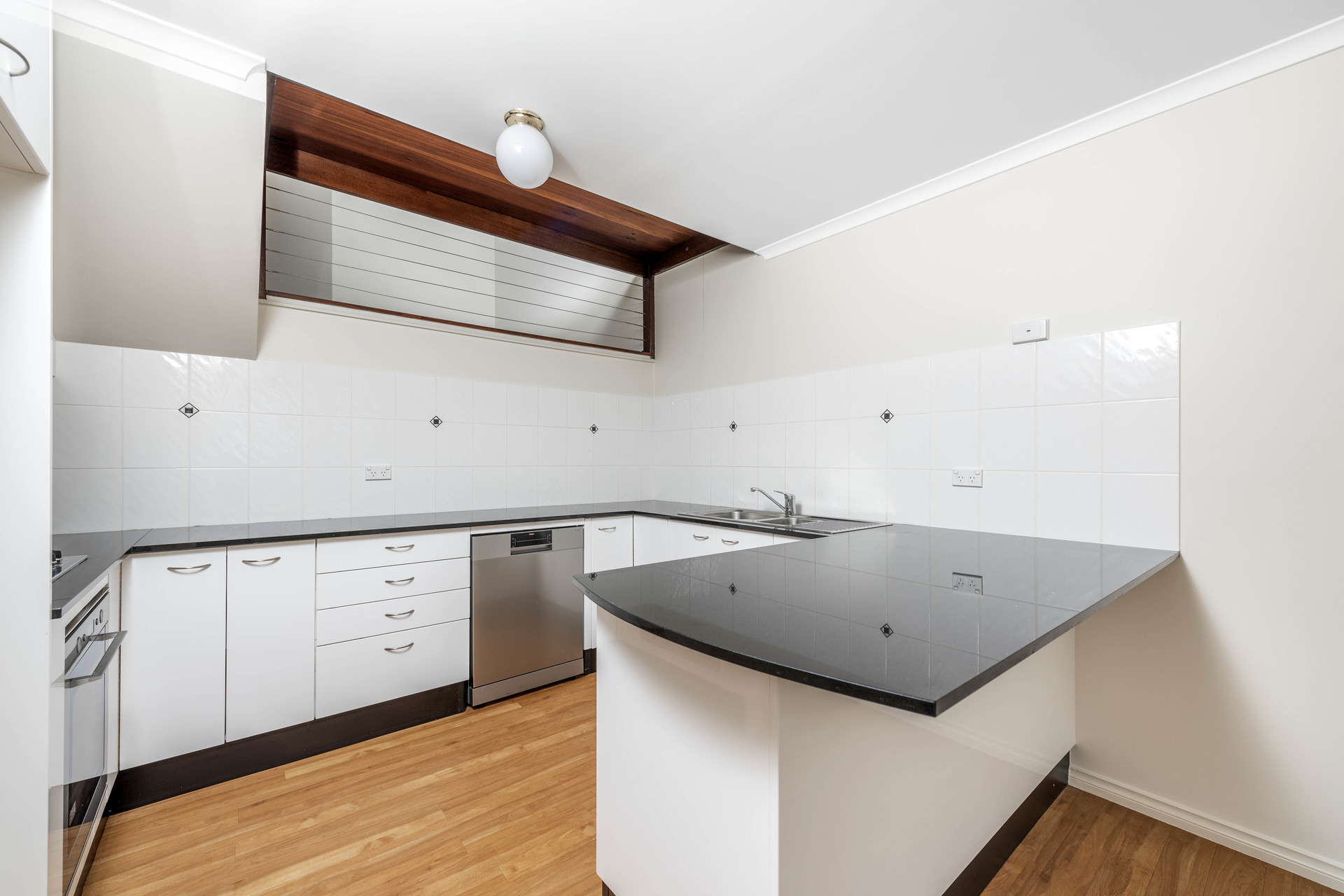 7/45 Leahy Close, NARRABUNDAH ACT 2604, Narrabundah - Thumbnail 3