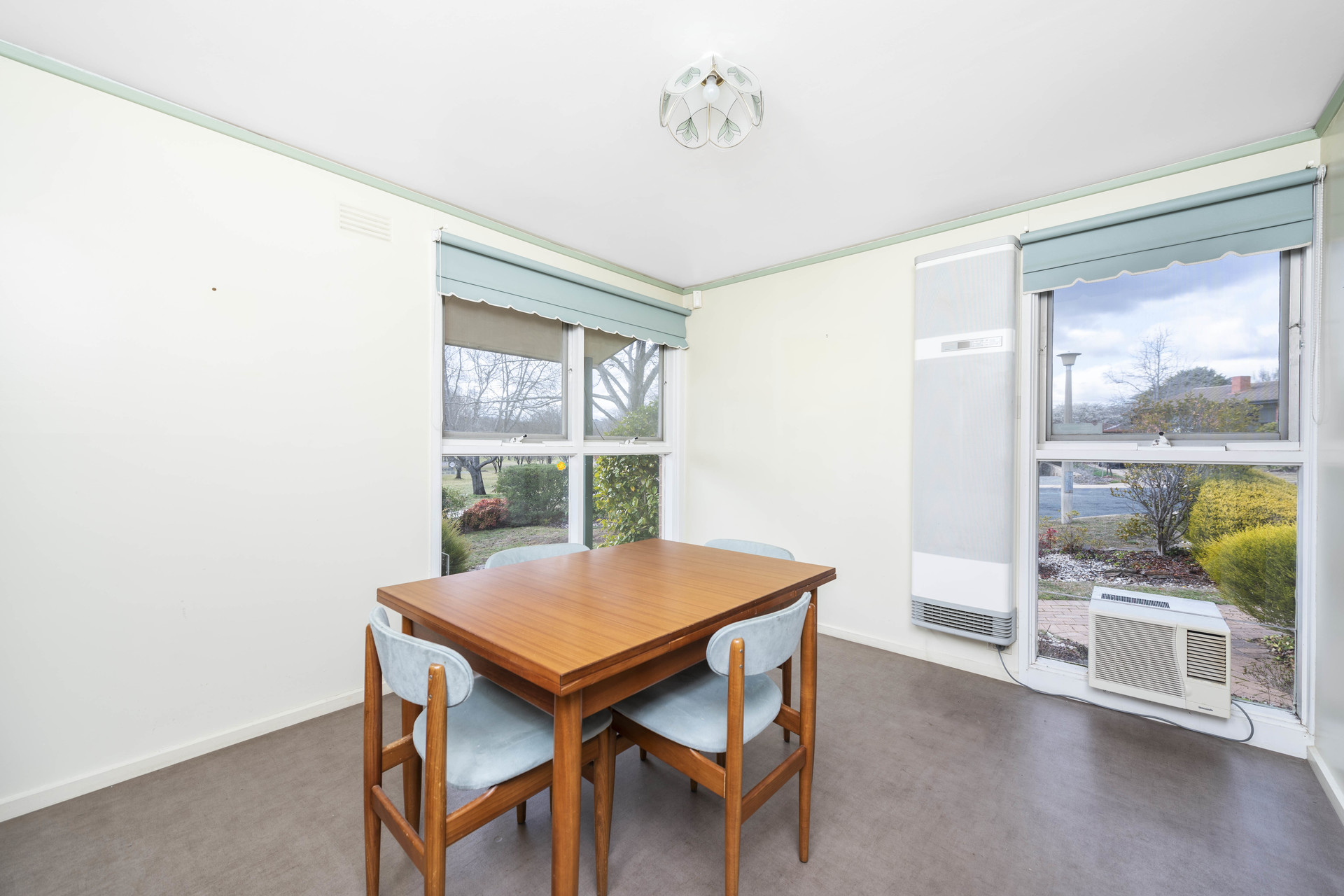 9 McPhee Place, CURTIN ACT 2605, Curtin - Thumbnail 8