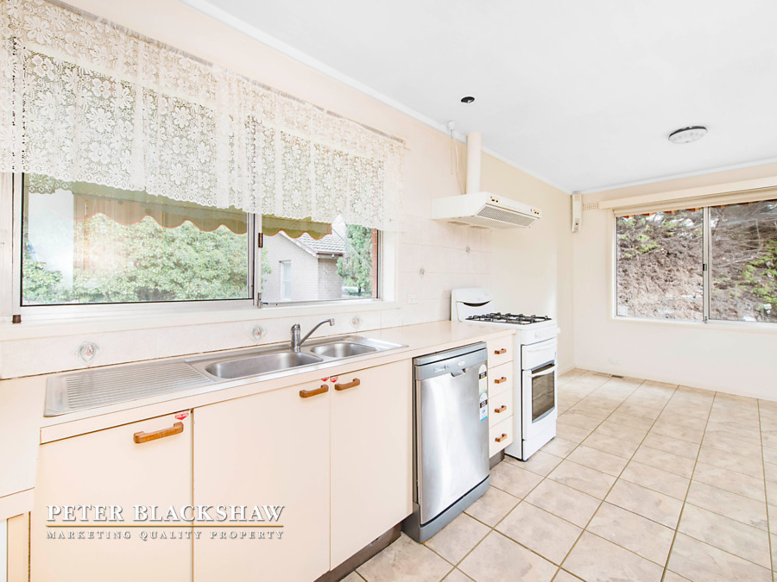 38 Coxen Street, HUGHES ACT 2605, Hughes - Thumbnail 7