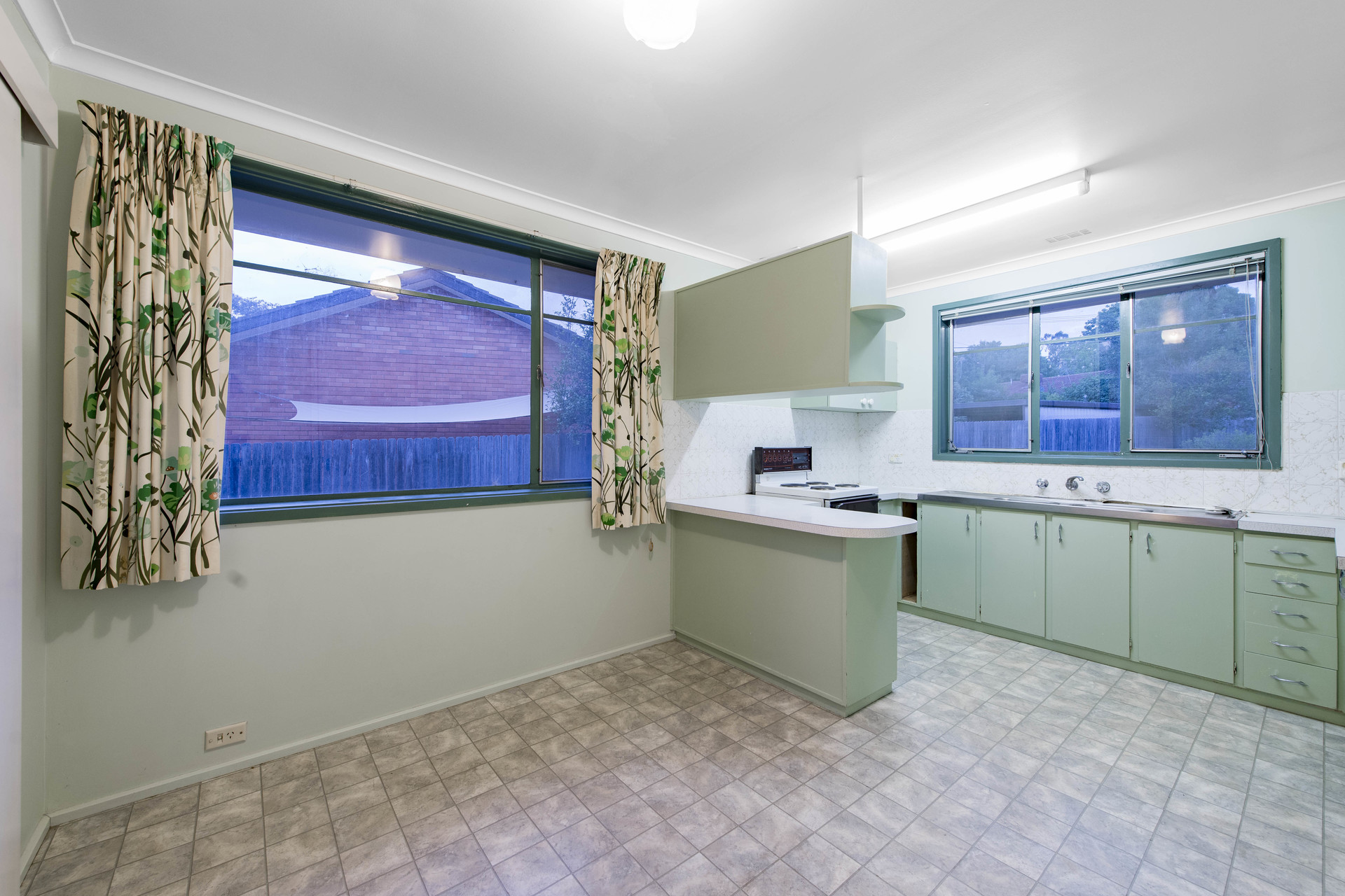 49 Medley Street, CHIFLEY ACT 2606, Chifley - Thumbnail 6