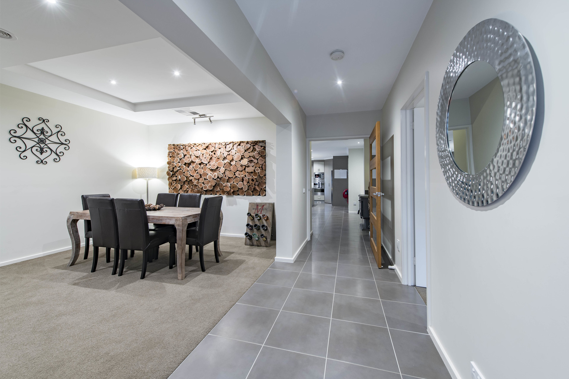 32 Charteris Crescent, CHIFLEY ACT 2606, Chifley - Thumbnail 3