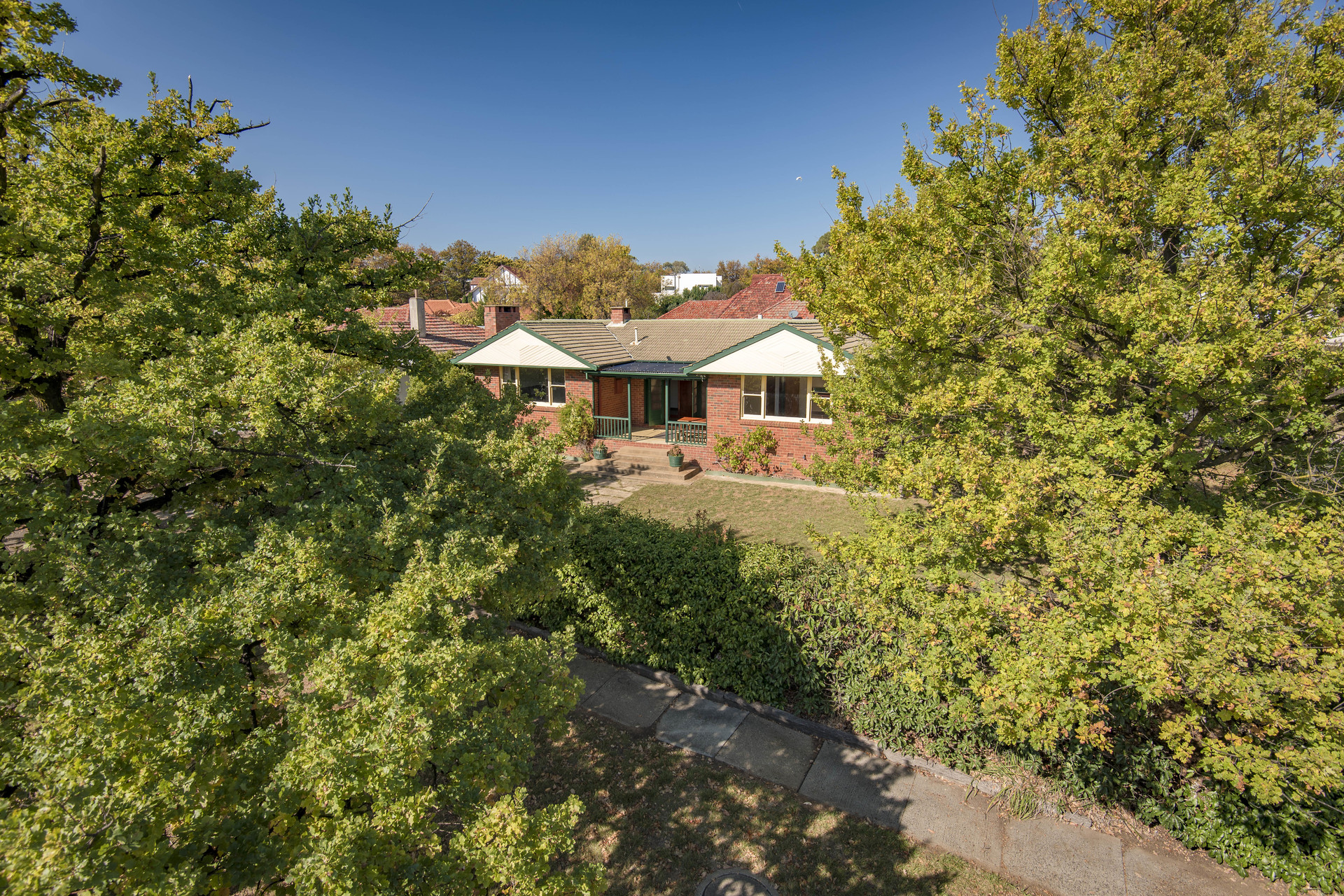 52 Weston Street, YARRALUMLA ACT 2600, Yarralumla - Thumbnail 2