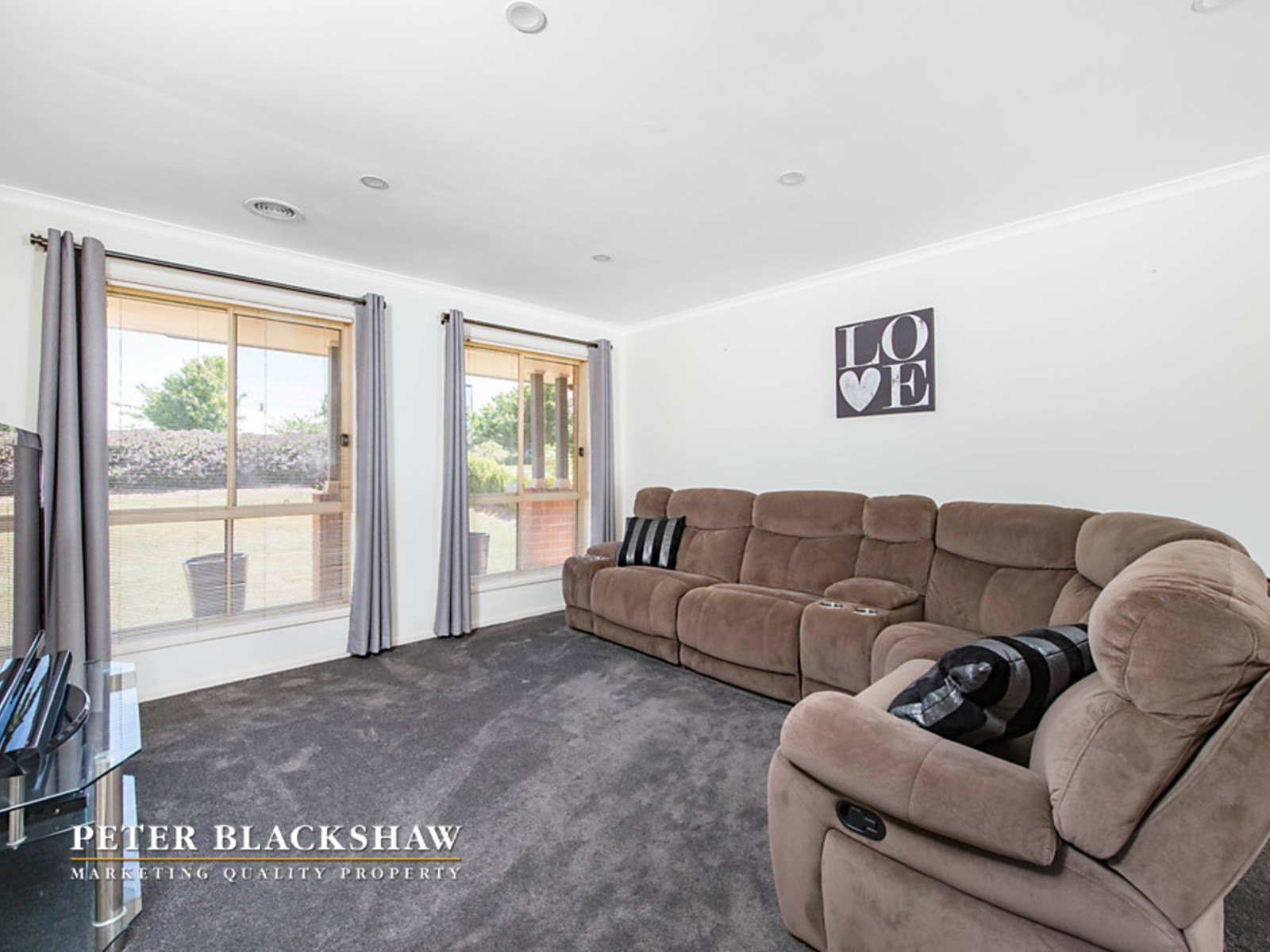 116 Burdekin Avenue, AMAROO ACT 2914, Amaroo - Thumbnail 2