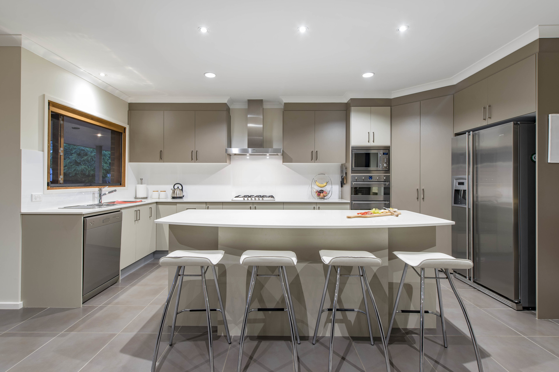 32 Charteris Crescent, CHIFLEY ACT 2606, Chifley - Thumbnail 8