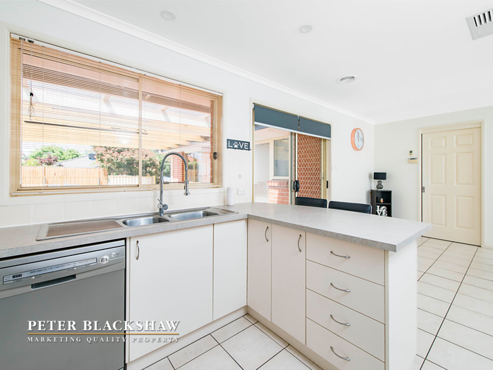 116 Burdekin Avenue, AMAROO ACT 2914, Amaroo - Thumbnail 5