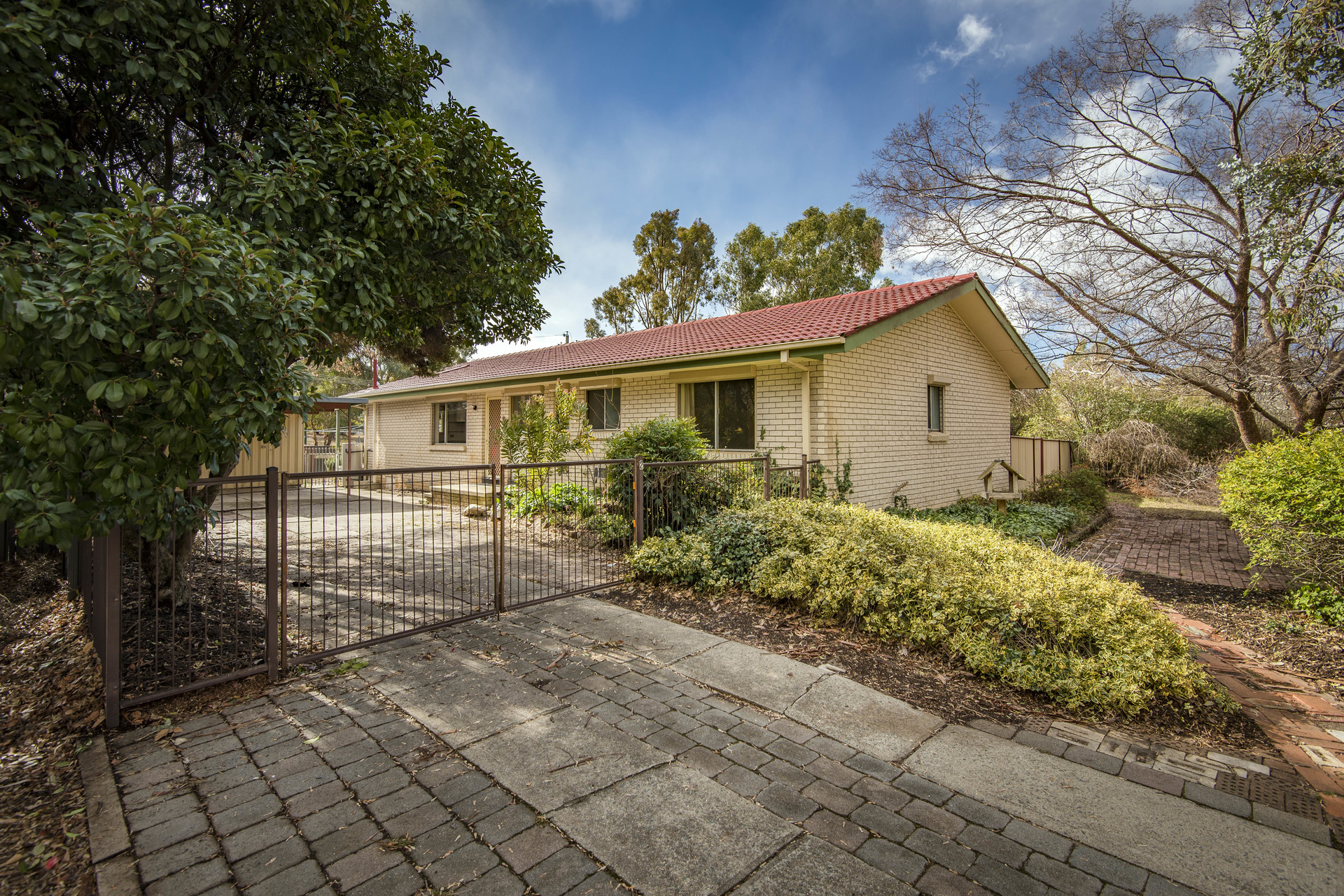 2 Lipscomb Place, MACGREGOR ACT 2615, Macgregor - Thumbnail 2