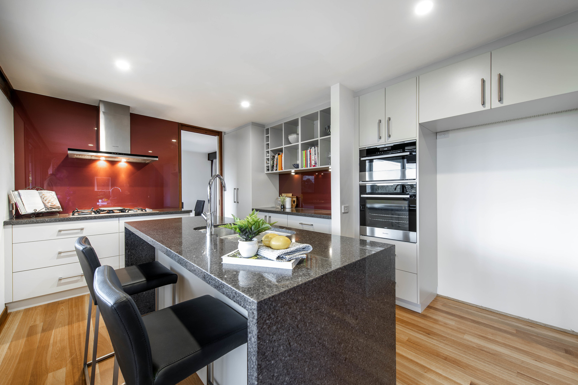 31 Holden Crescent, WANNIASSA ACT 2903, Wanniassa - Thumbnail 3