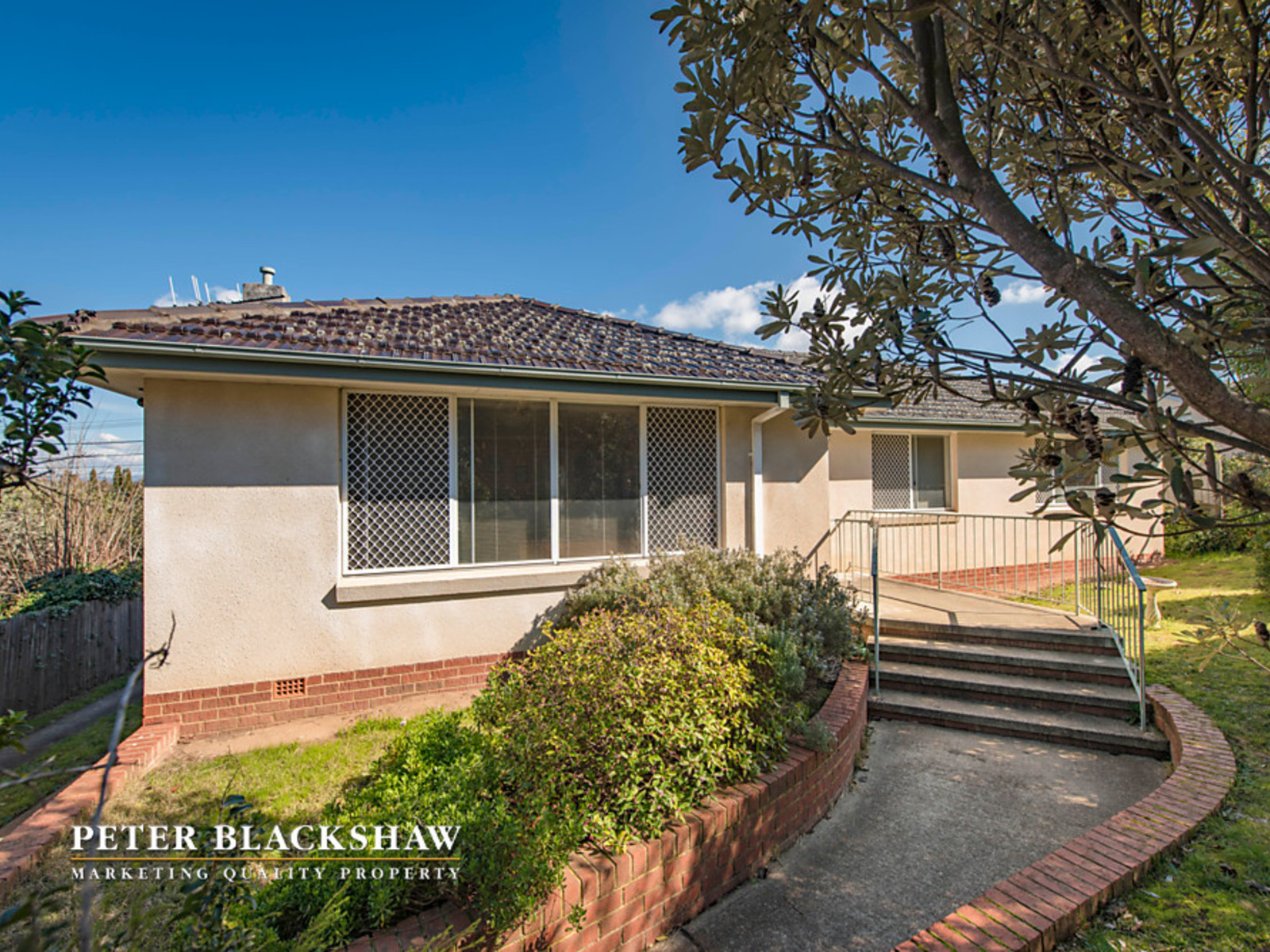 7 Spence Place, HUGHES ACT 2605, Hughes - Thumbnail 2