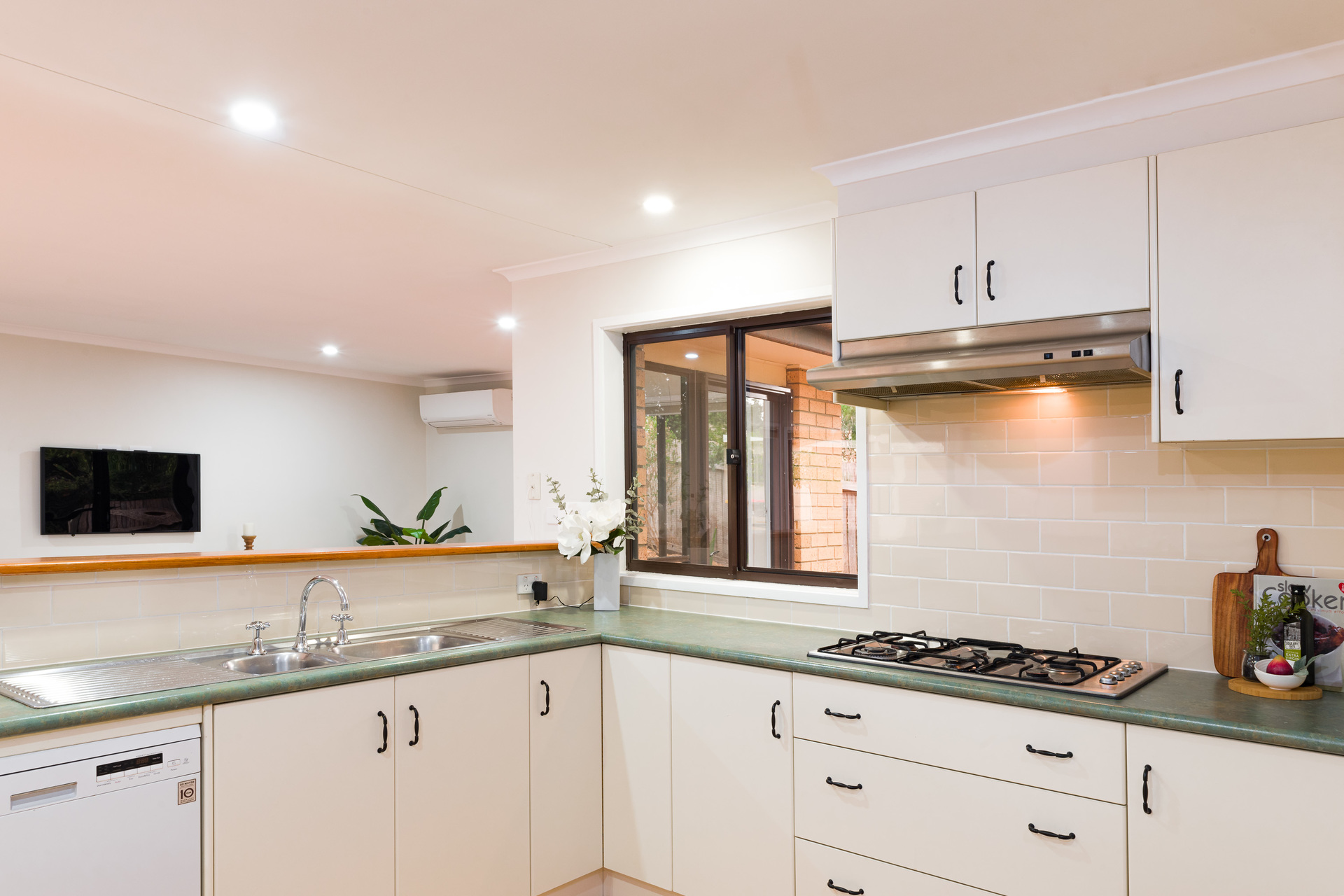 23 Costello Circuit, CALWELL ACT 2905, Calwell - Thumbnail 5