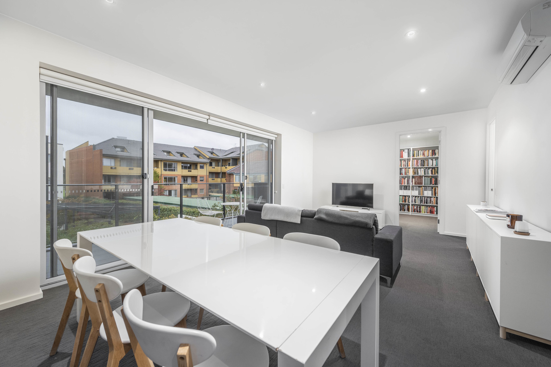 4/14-16 New South Wales Crescent, FORREST ACT 2603, Forrest - Thumbnail 2