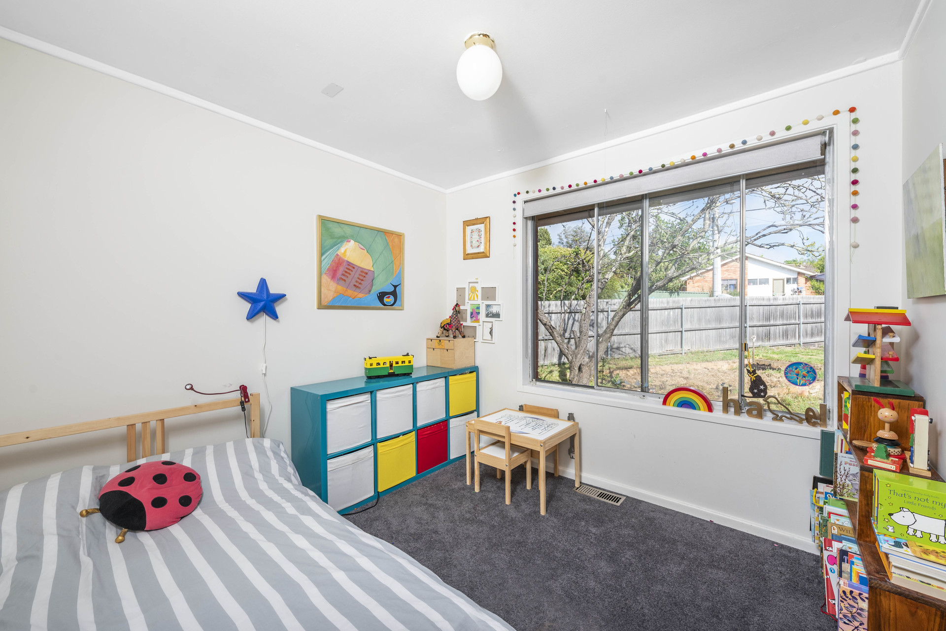 115 Eggleston Crescent, CHIFLEY ACT 2606, Chifley - Thumbnail 3
