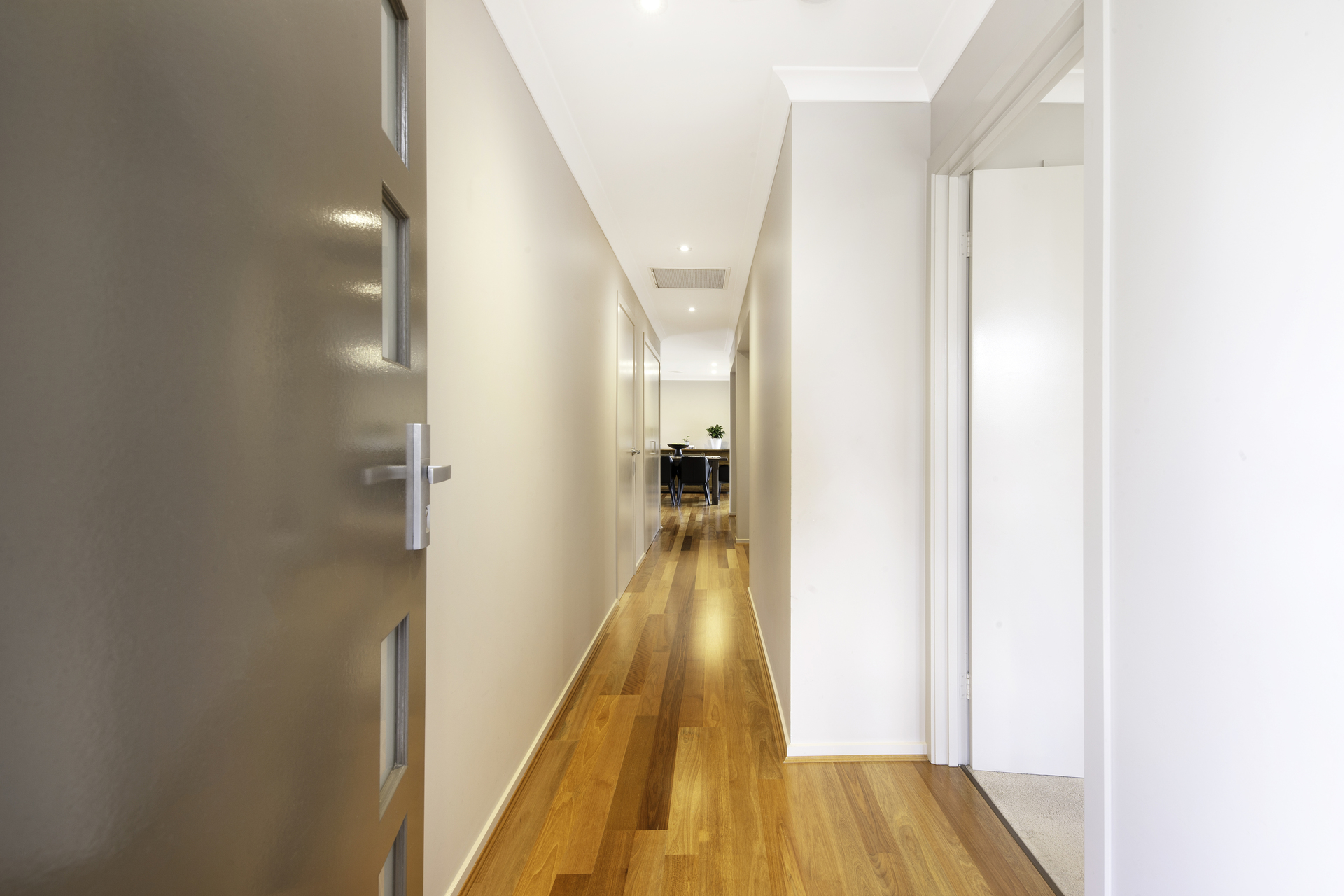 17 Jean Macnamara Street, MACGREGOR ACT 2615, Macgregor - Thumbnail 3