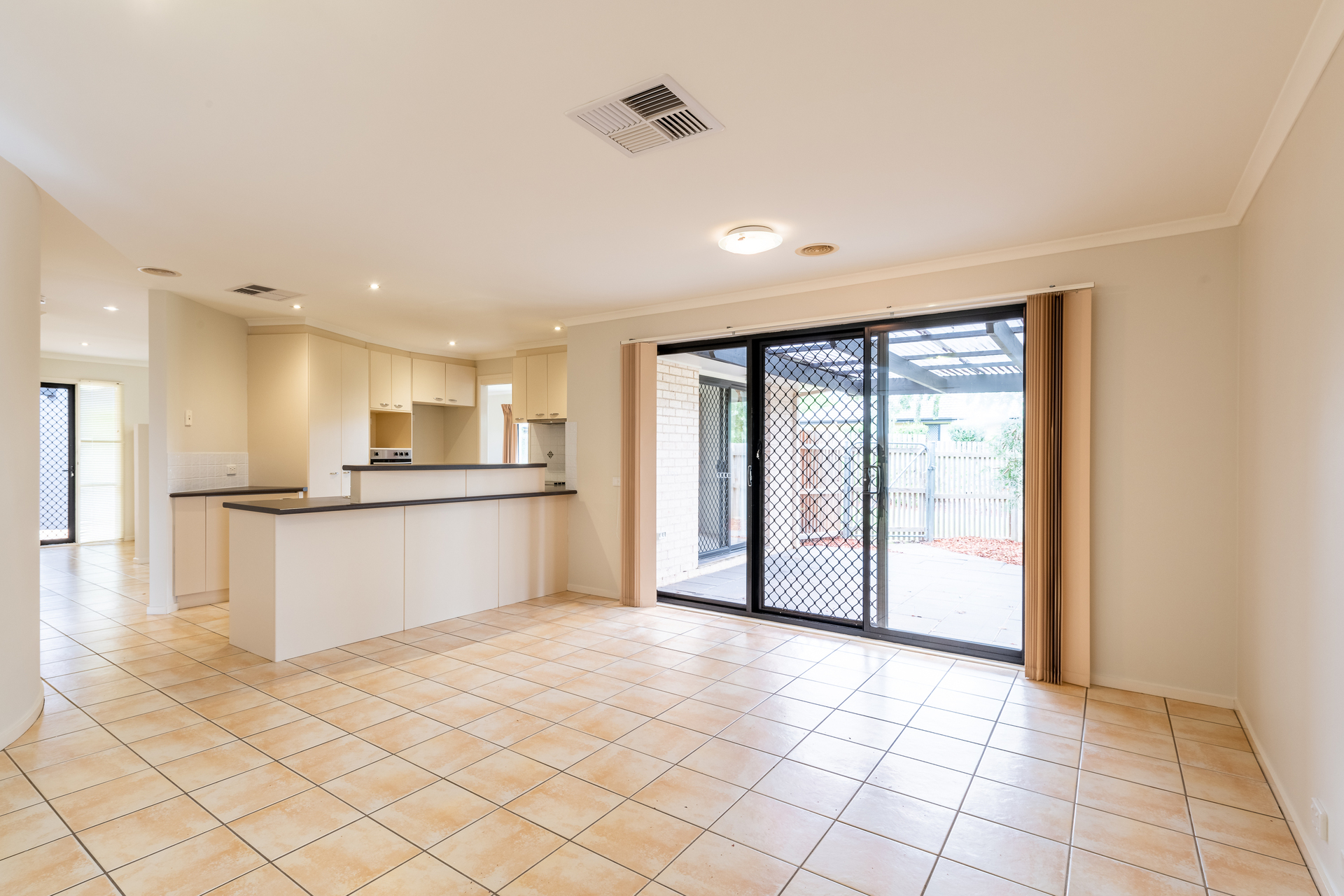 5/121 Streeton Drive, STIRLING ACT 2611, Stirling - Thumbnail 7