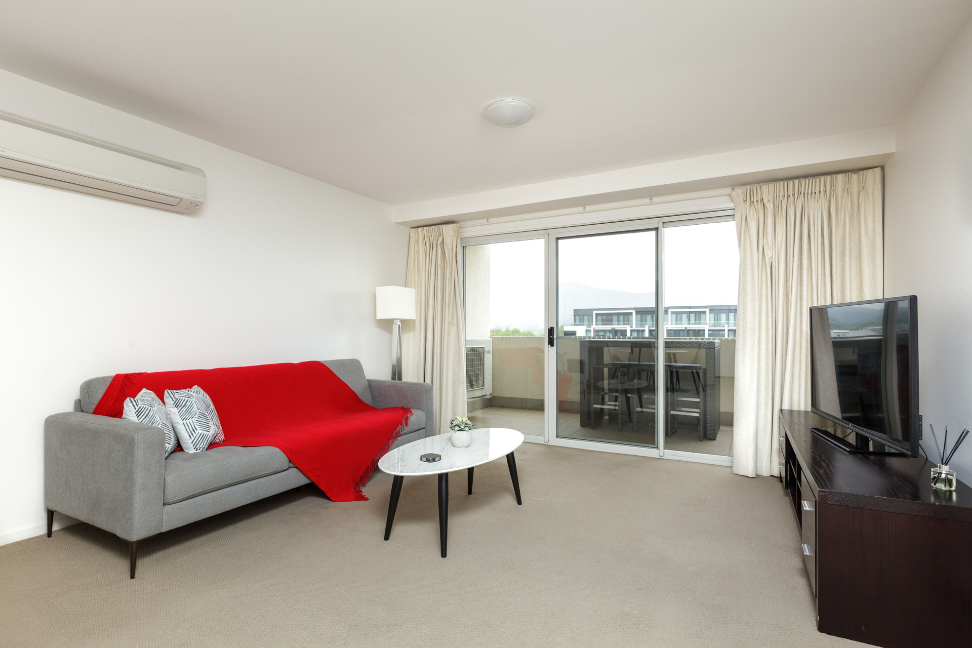 53/28 Mort Street, Braddon ACT 2612, Braddon - Thumbnail 2