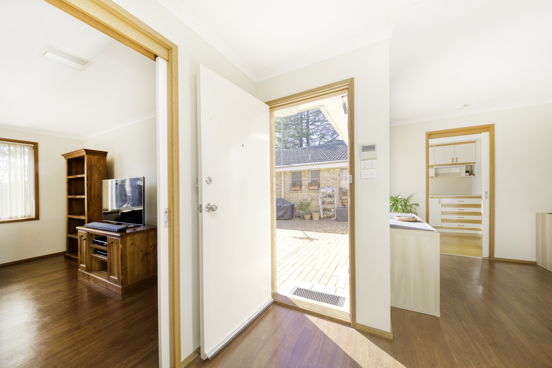 2/8 Parker Street, CURTIN ACT 2605, Curtin - Thumbnail 7