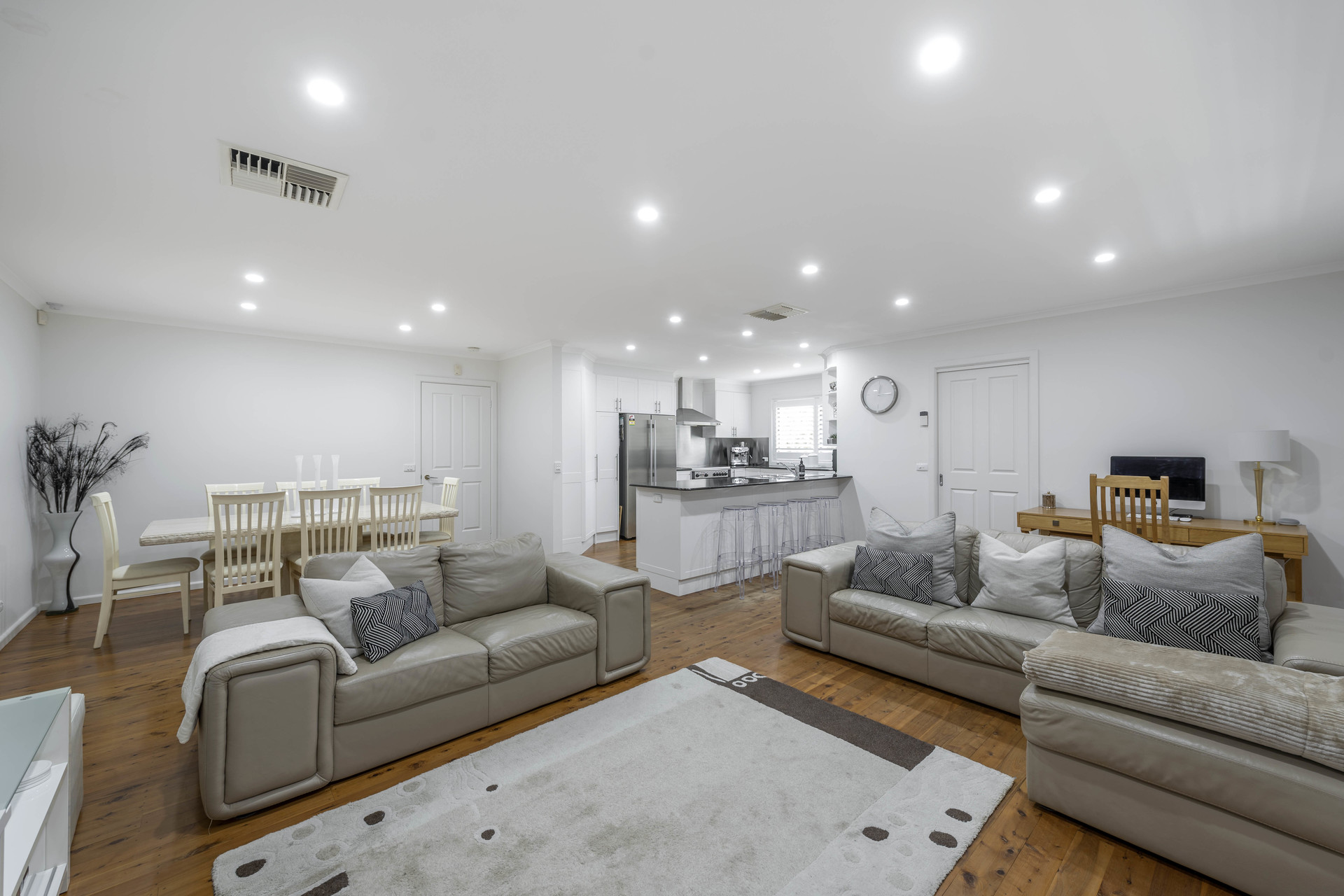 17 Bisdee Street, HUGHES ACT 2605, Hughes - Thumbnail 5