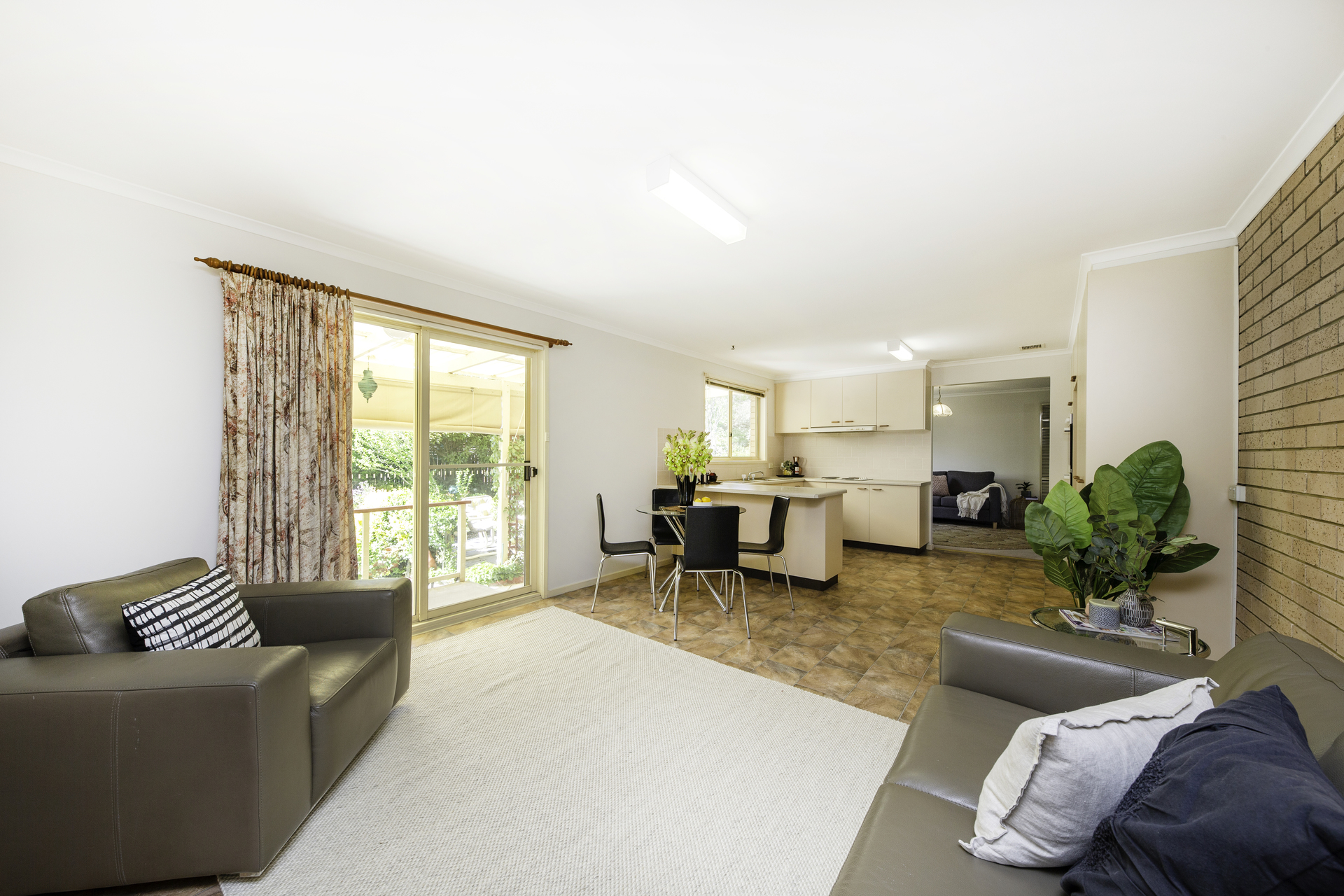 120 Clive Steele Avenue, MONASH ACT 2904, Monash - Thumbnail 5