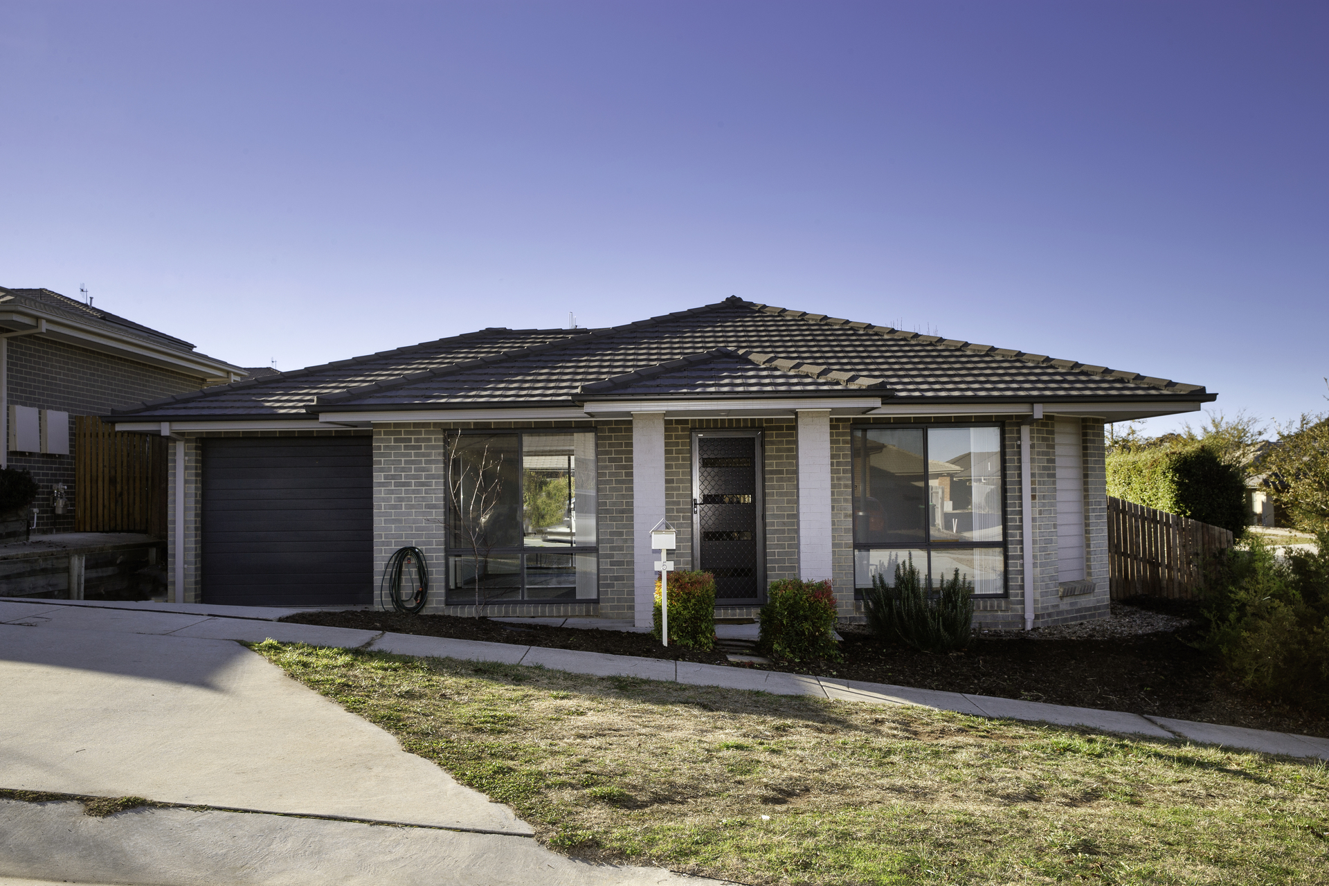 5 Ronald Walker Street, CASEY ACT 2913, Casey - Thumbnail 2