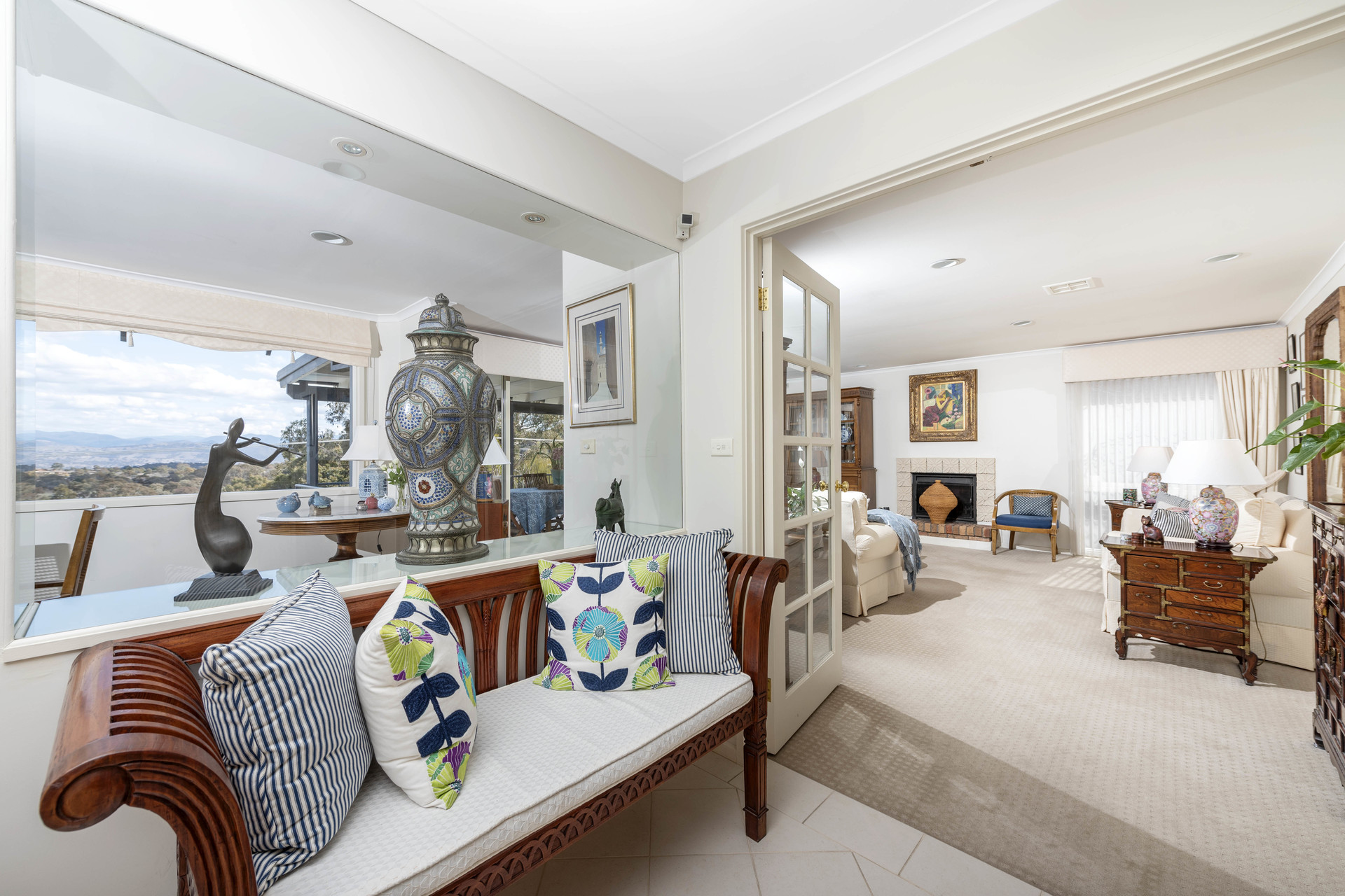 285 Bugden Avenue, FADDEN ACT 2904, Fadden - Thumbnail 2