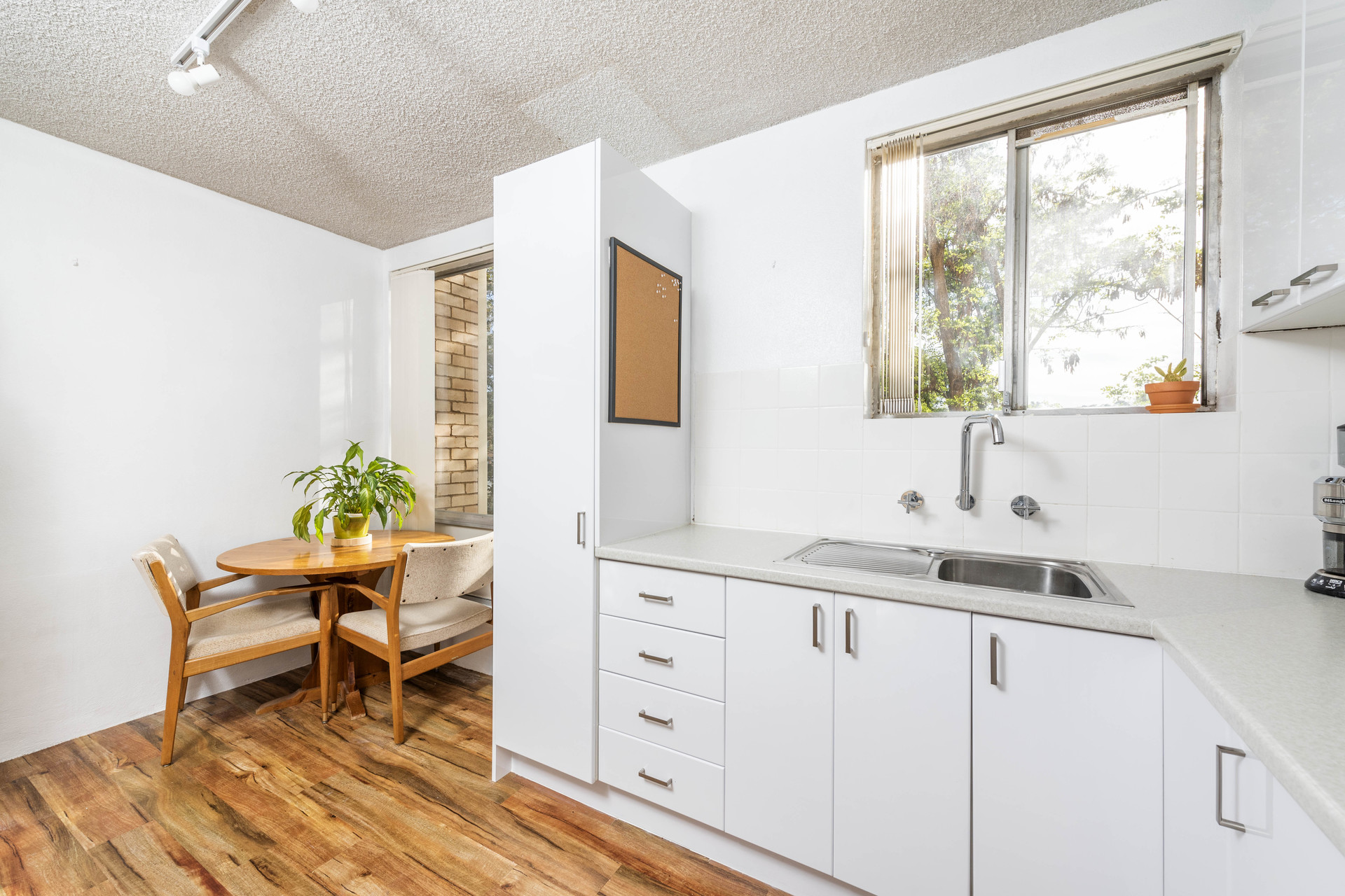 2/141 Carruthers Street, CURTIN ACT 2605, Curtin - Thumbnail 2