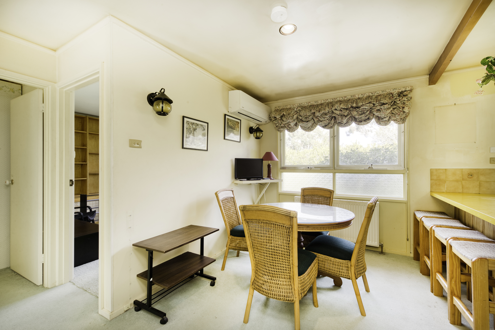 16 McLean Place, CURTIN ACT 2605, Curtin - Thumbnail 8