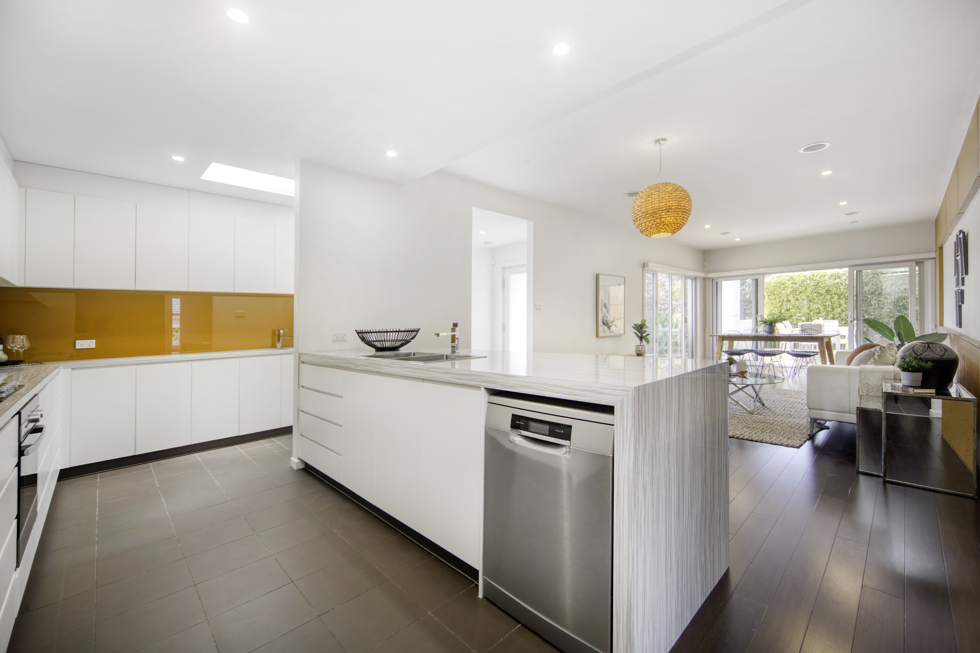 168 Captain Cook Crescent, NARRABUNDAH ACT 2604, Narrabundah - Thumbnail 7