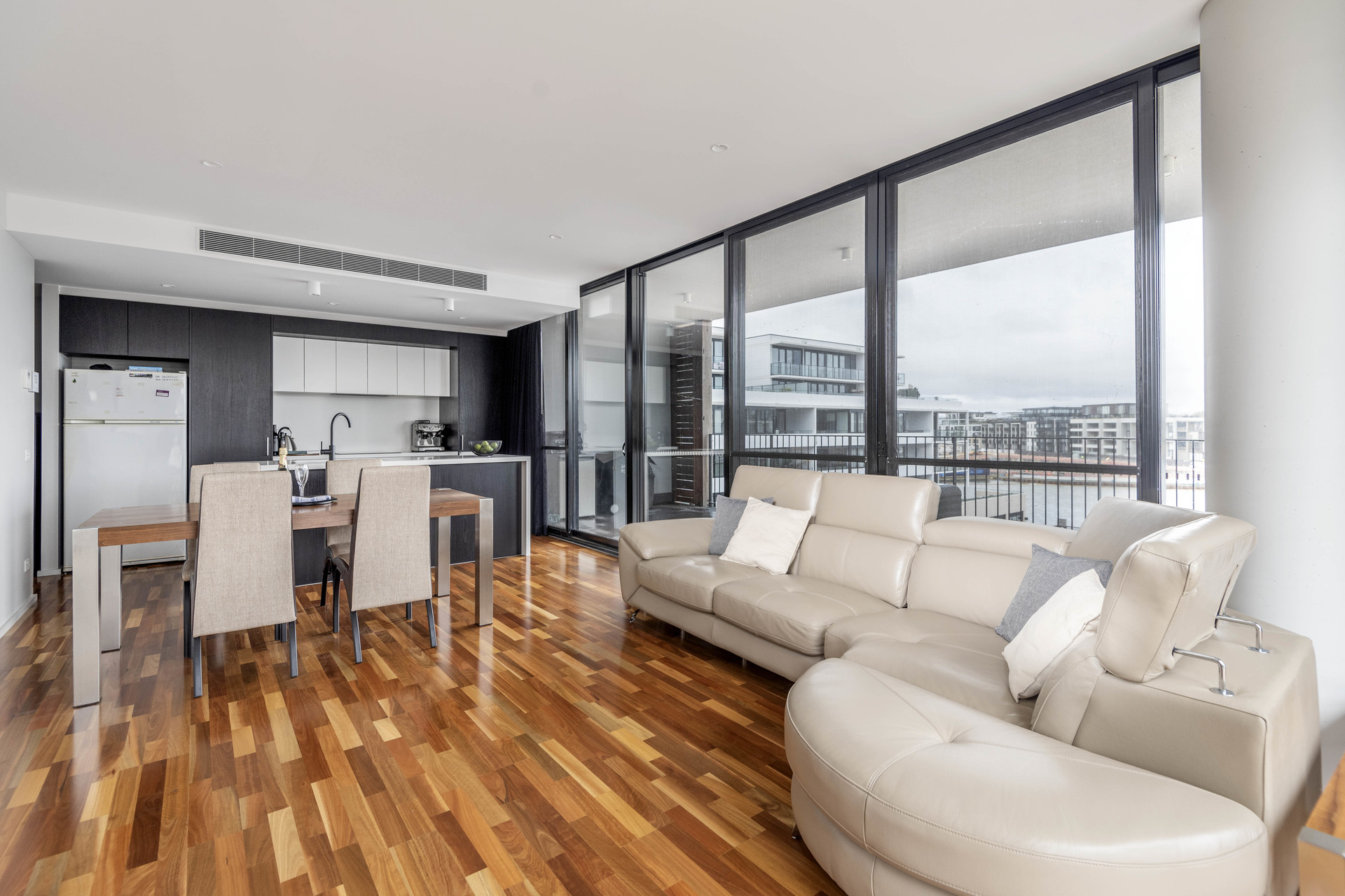 16/10 Trevillian Quay, KINGSTON ACT 2604, Kingston - Thumbnail 3