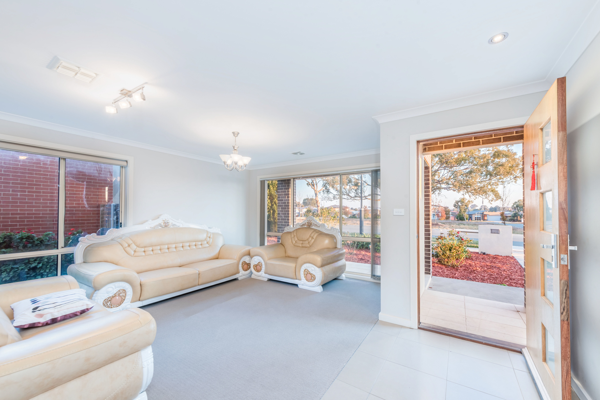 19 Bruce Dittmar Street, FORDE ACT 2914, Forde - Thumbnail 2