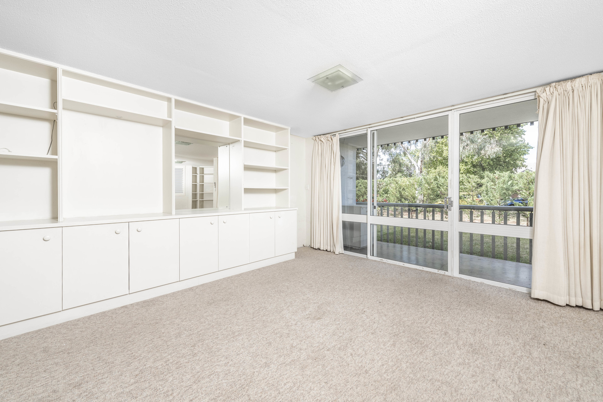 33/11 Bourke Street, BARTON ACT 2600, Barton - Thumbnail 3