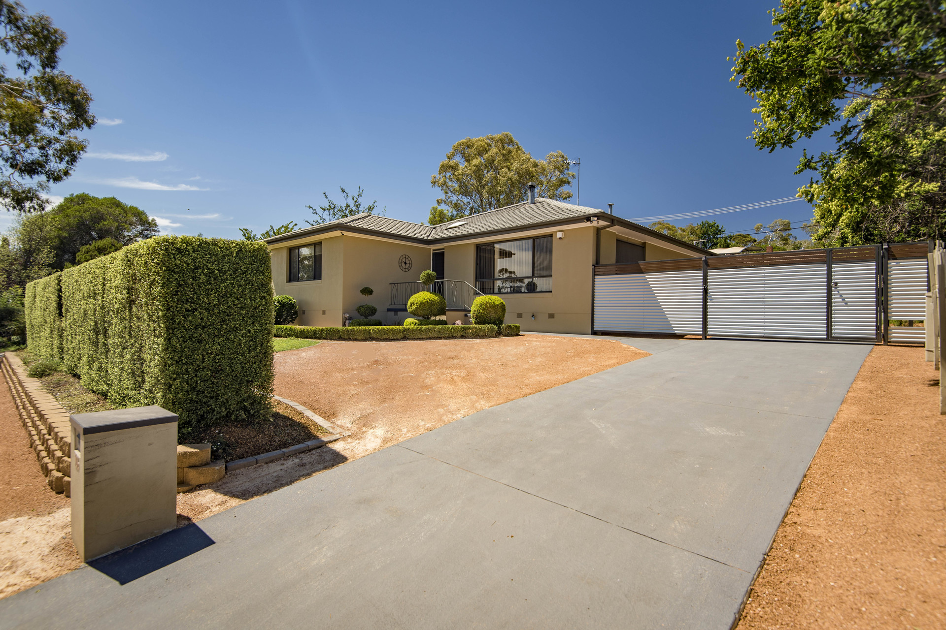 106 Nemarang Crescent, WARAMANGA ACT 2611, Waramanga - Thumbnail 2