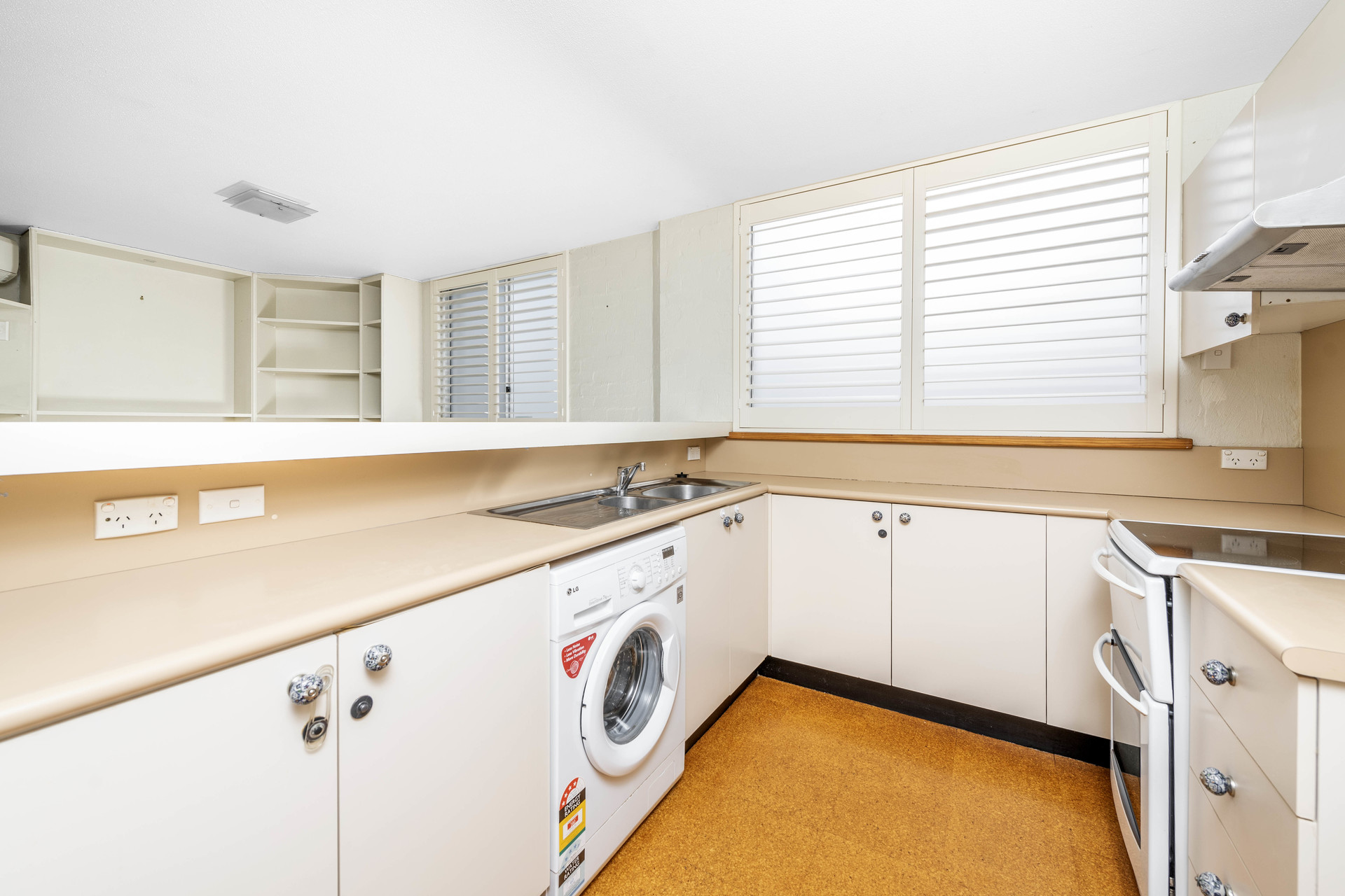 33/11 Bourke Street, BARTON ACT 2600, Barton - Thumbnail 8