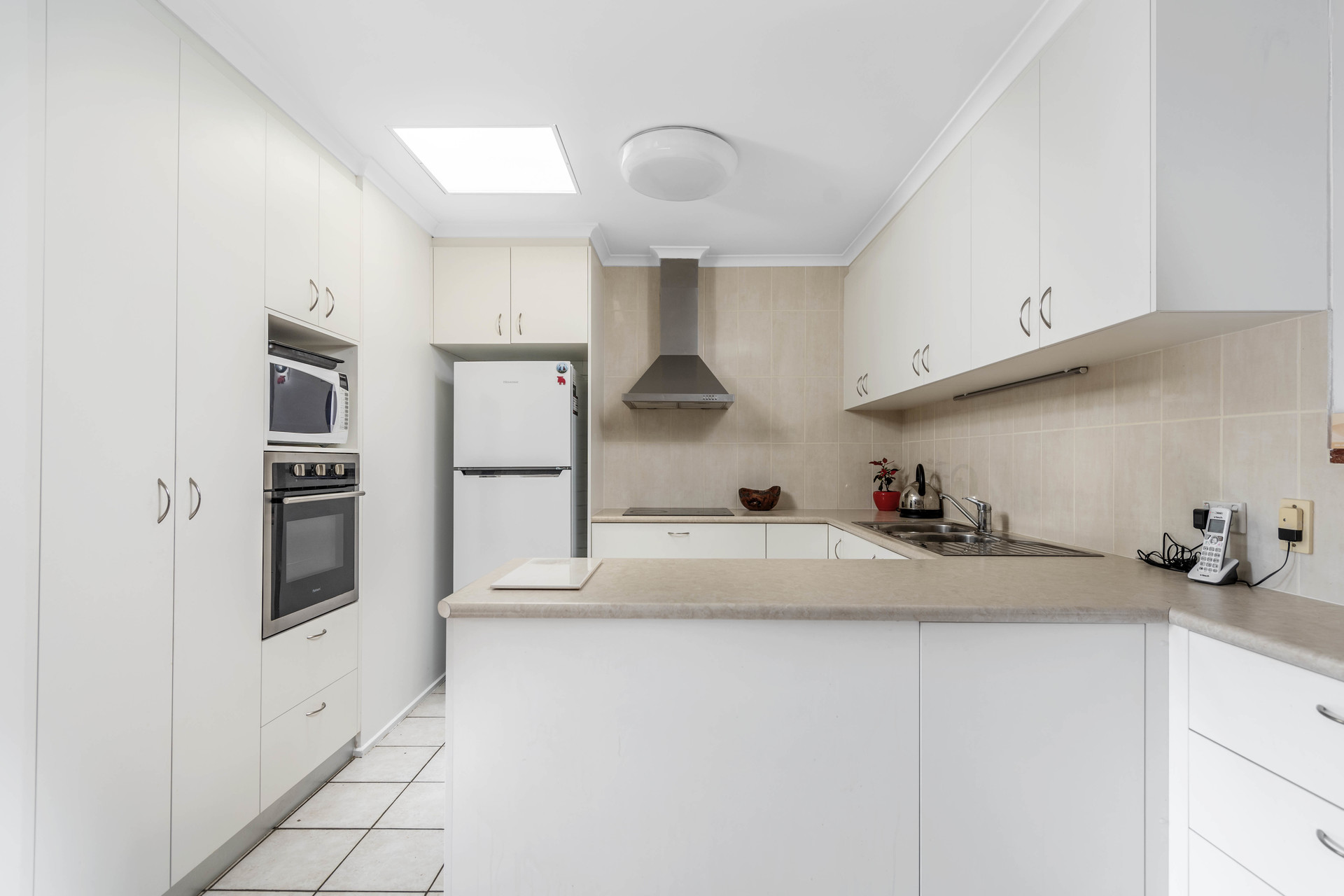 32 Hallen Close, Swinger Hill ACT 2606, Phillip - Thumbnail 2