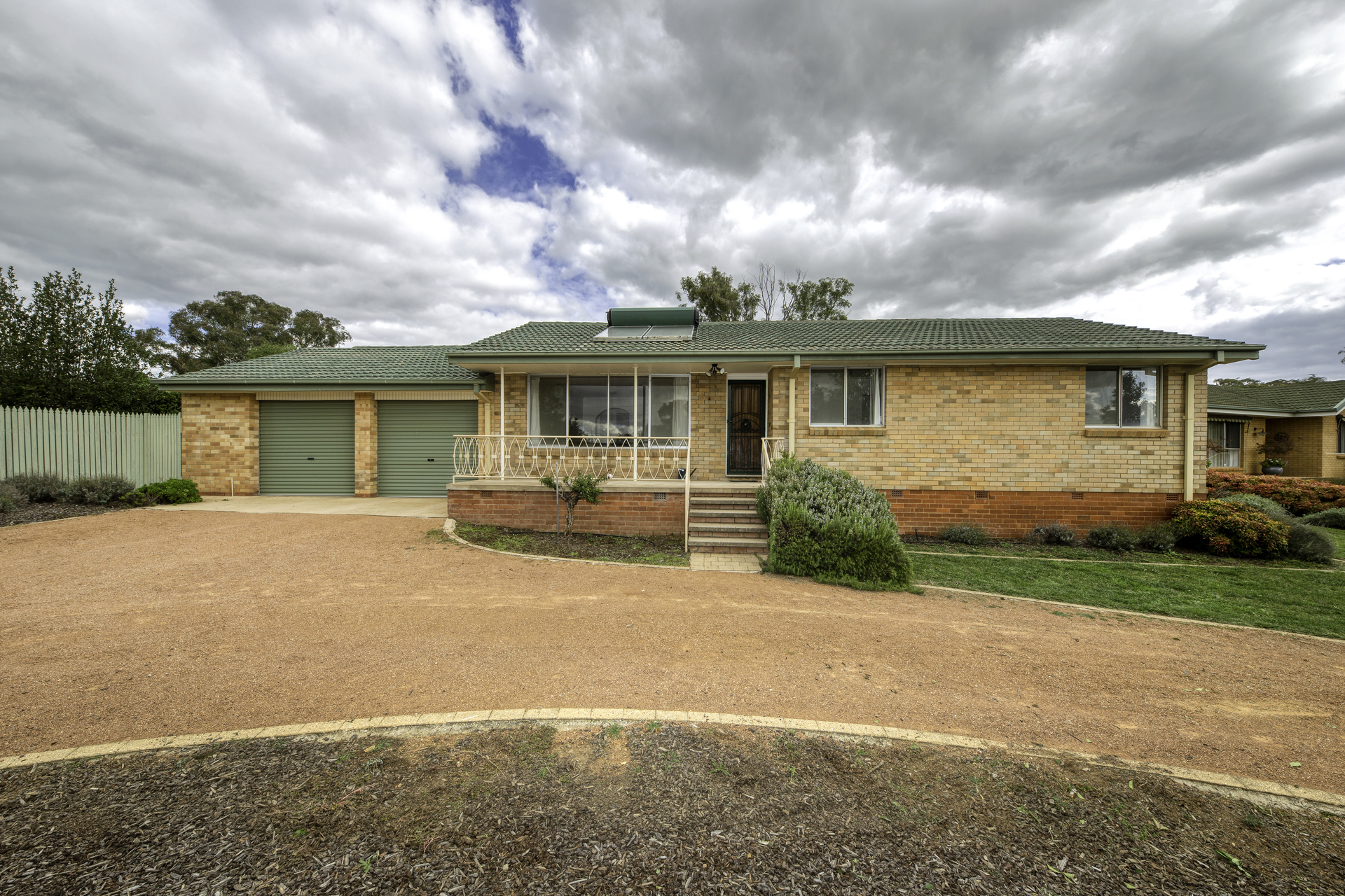 1 Kennerley Street, Curtin ACT 2605, Curtin - Thumbnail 2