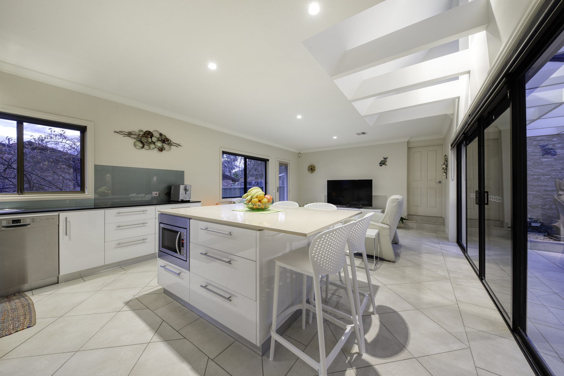 46 Appel Crescent, FADDEN ACT 2904, Fadden - Thumbnail 6