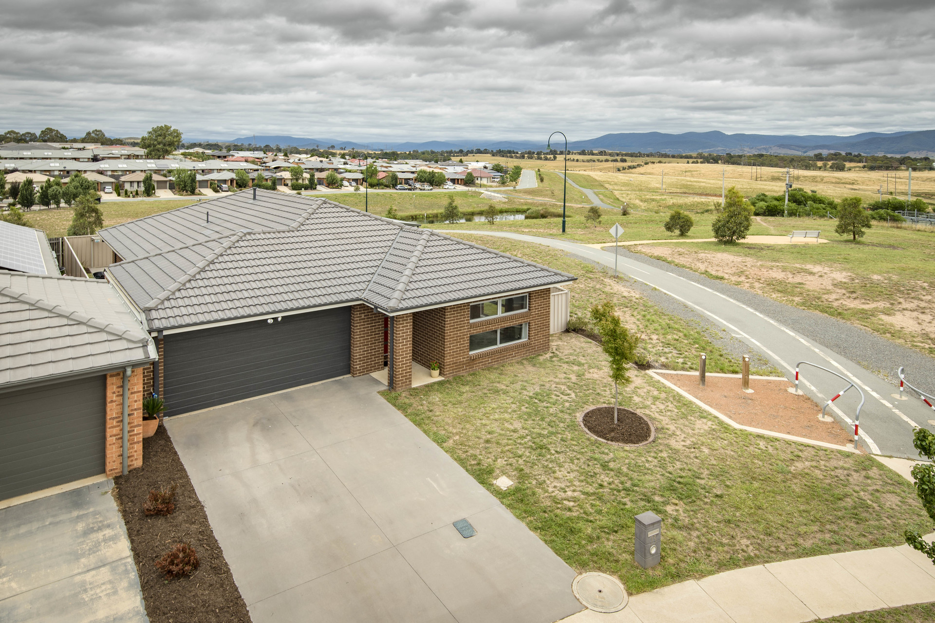 23 Hilda Kincaid Crescent, MACGREGOR ACT 2615, Macgregor - Thumbnail 2