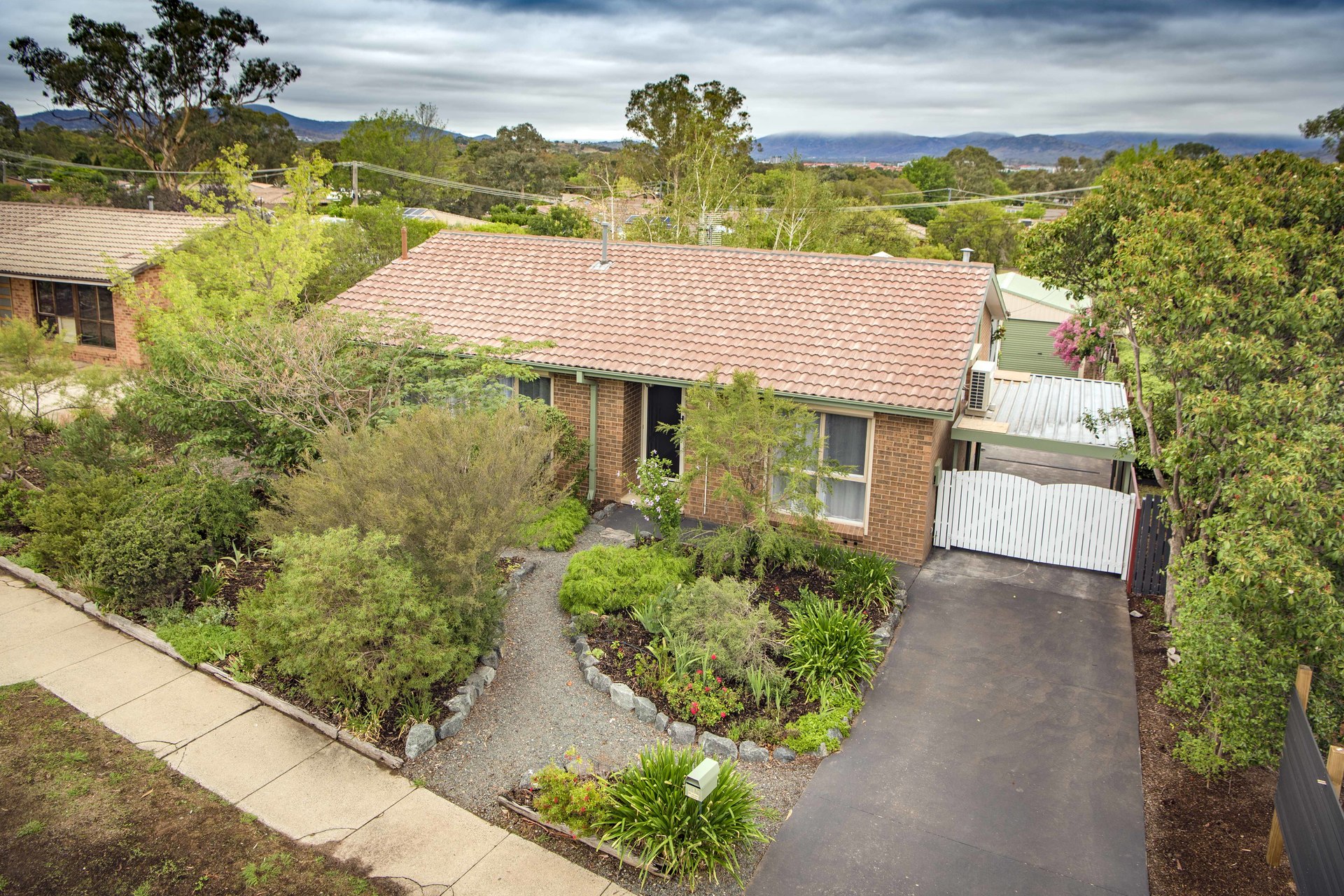 113 Livingston Avenue, KAMBAH ACT 2902, Kambah - Thumbnail 2