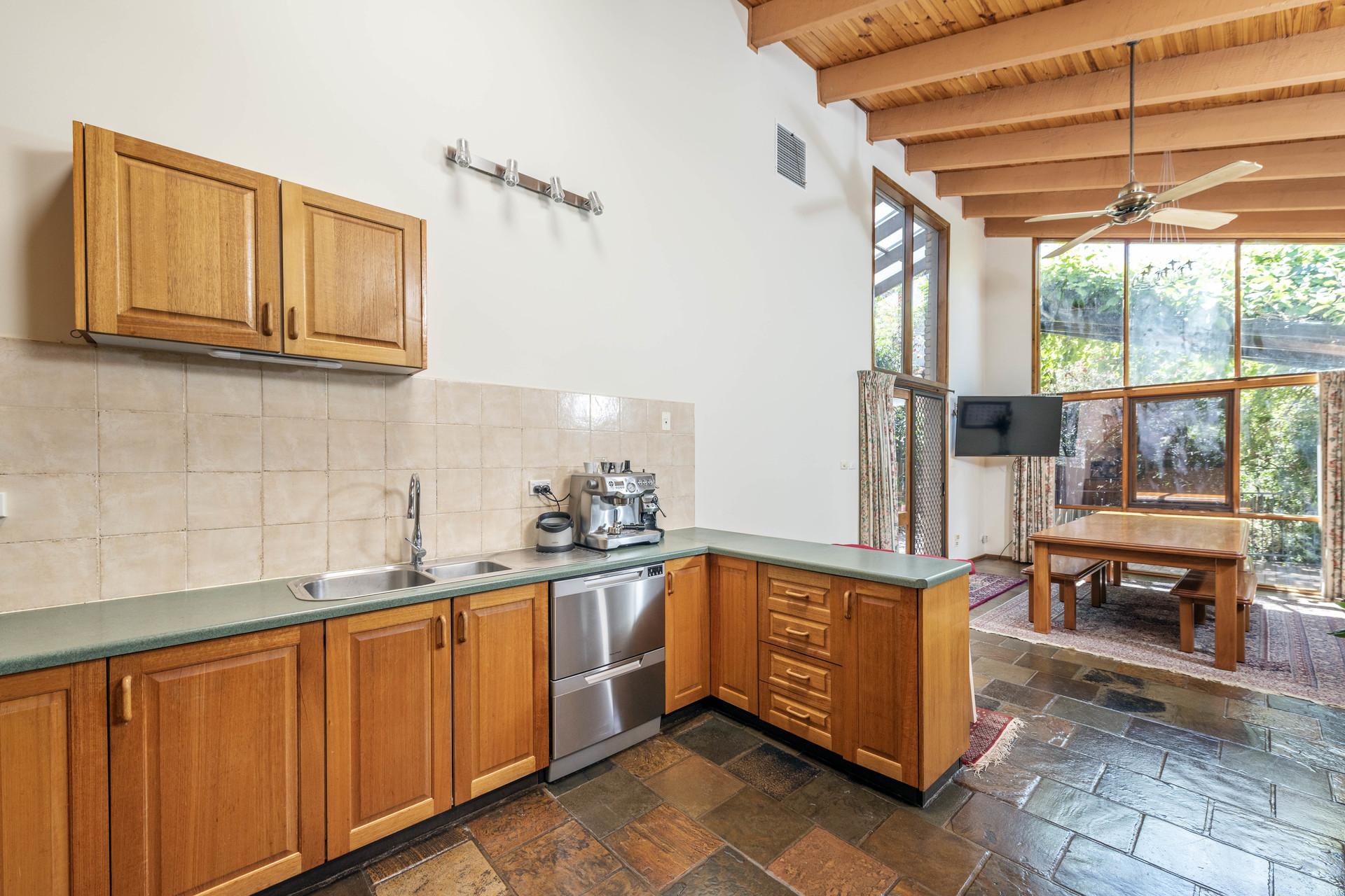 85 Jackie Howe Crescent, MACARTHUR ACT 2904, Macarthur - Thumbnail 6