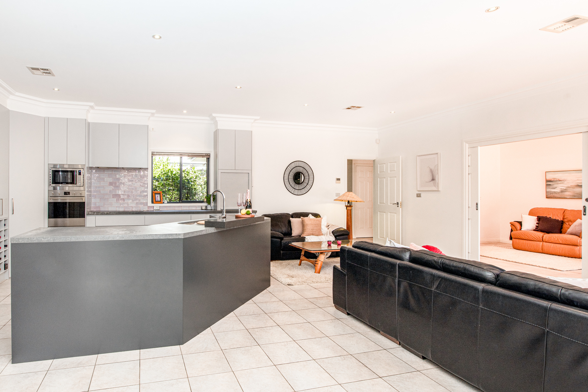 27 Mueller Street, YARRALUMLA ACT 2600, Yarralumla - Thumbnail 3