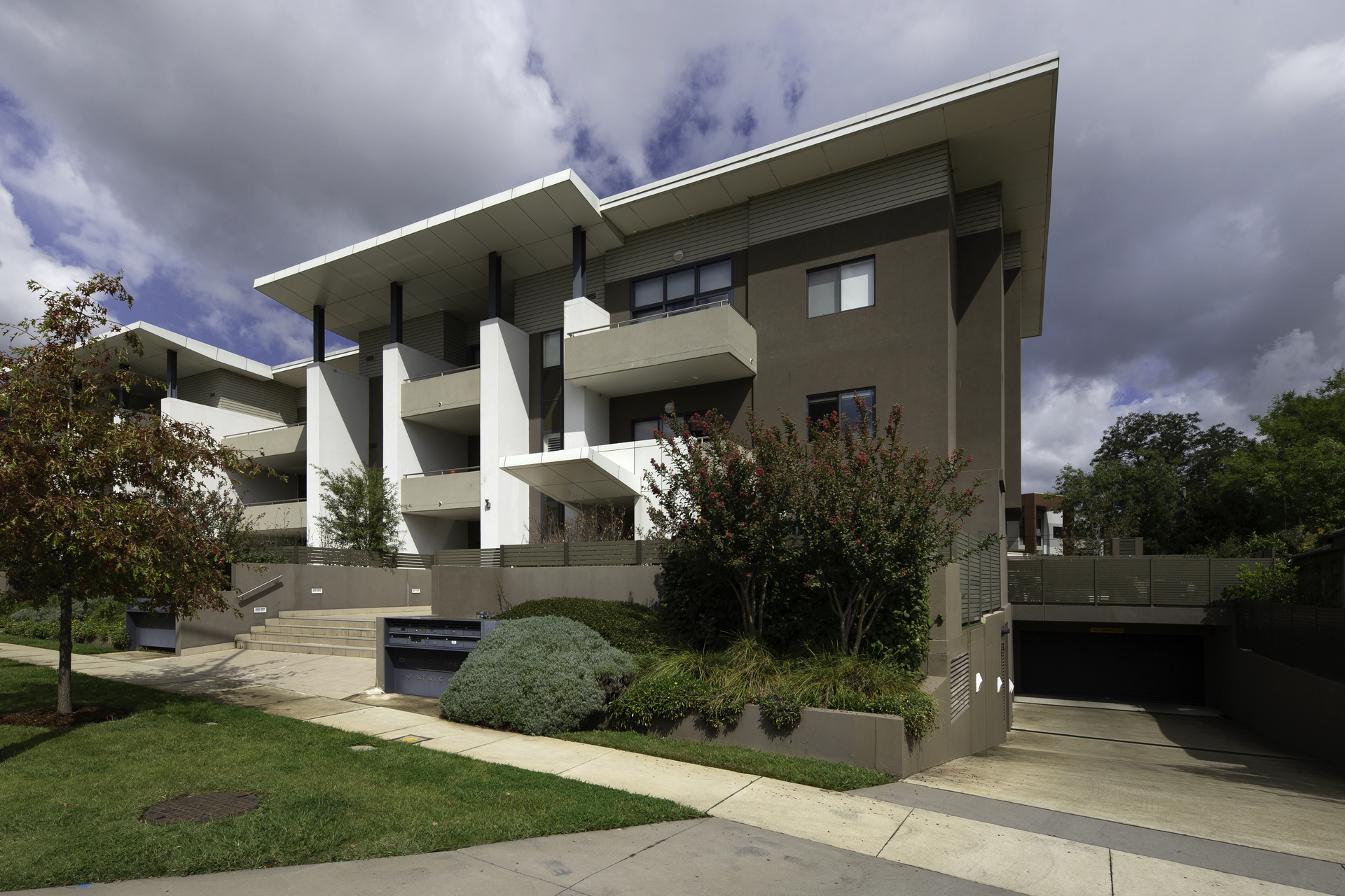 31/29 State Circle, Deakin ACT 2600, Deakin - Thumbnail 2