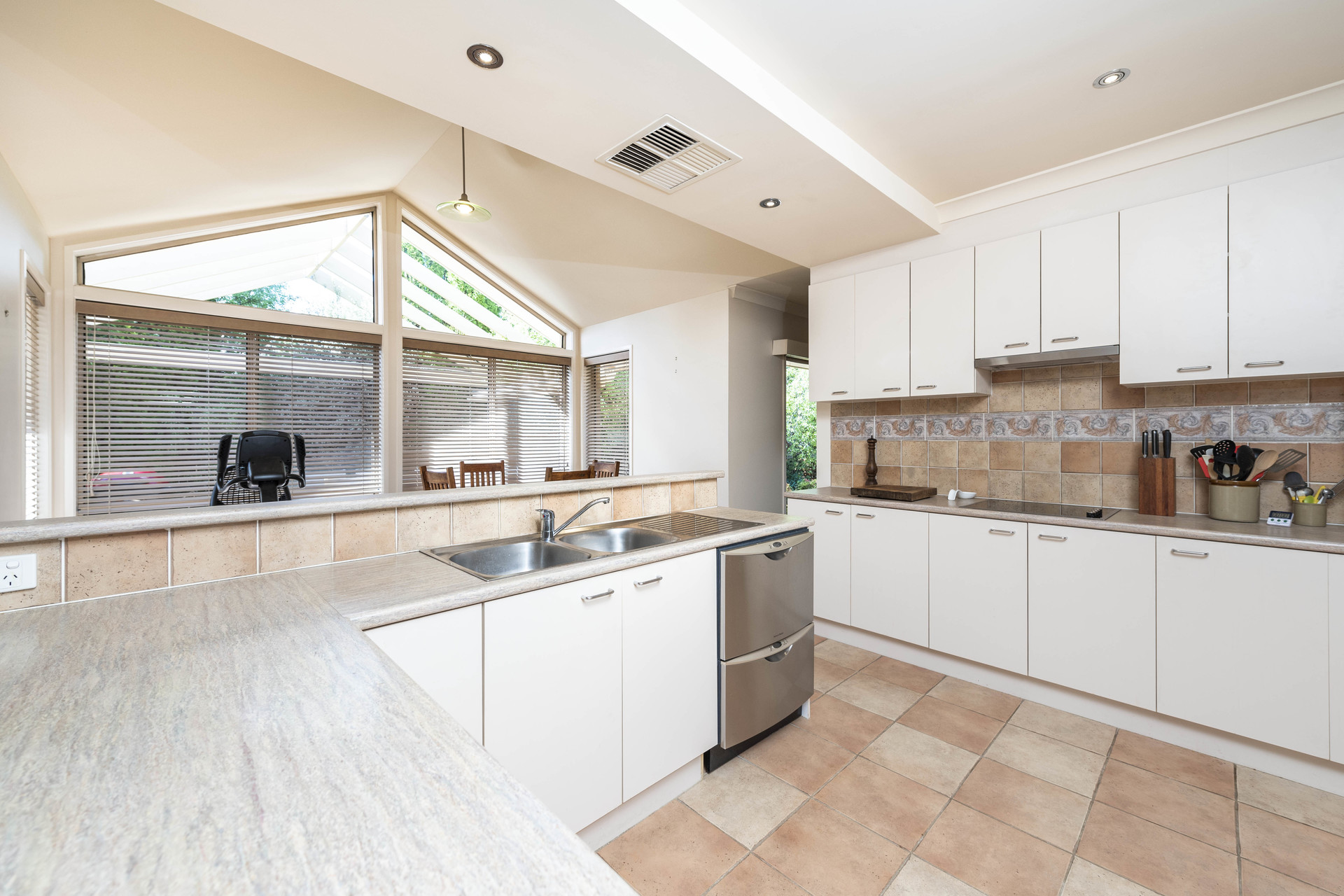89 McClelland Avenue, NICHOLLS ACT 2913, Nicholls - Thumbnail 4