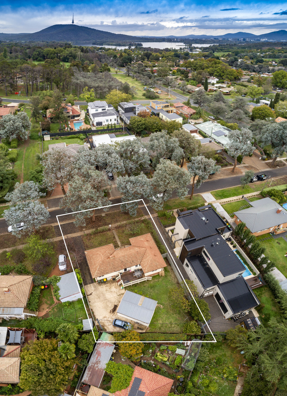 16 Schomburgk Street, Yarralumla ACT 2600, Yarralumla - Thumbnail 5
