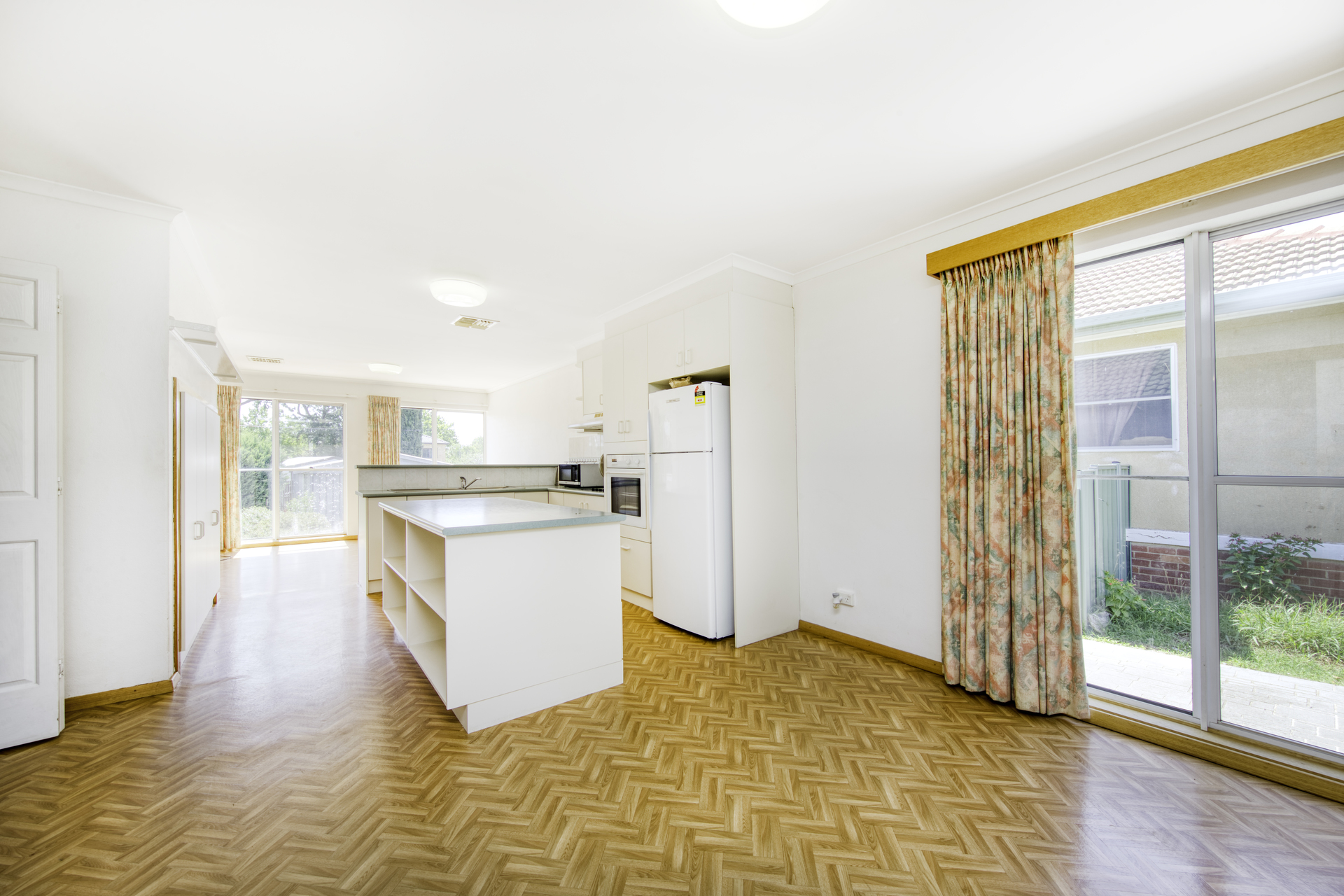 19 Hodgkinson Street, GRIFFITH ACT 2603, Griffith - Thumbnail 8
